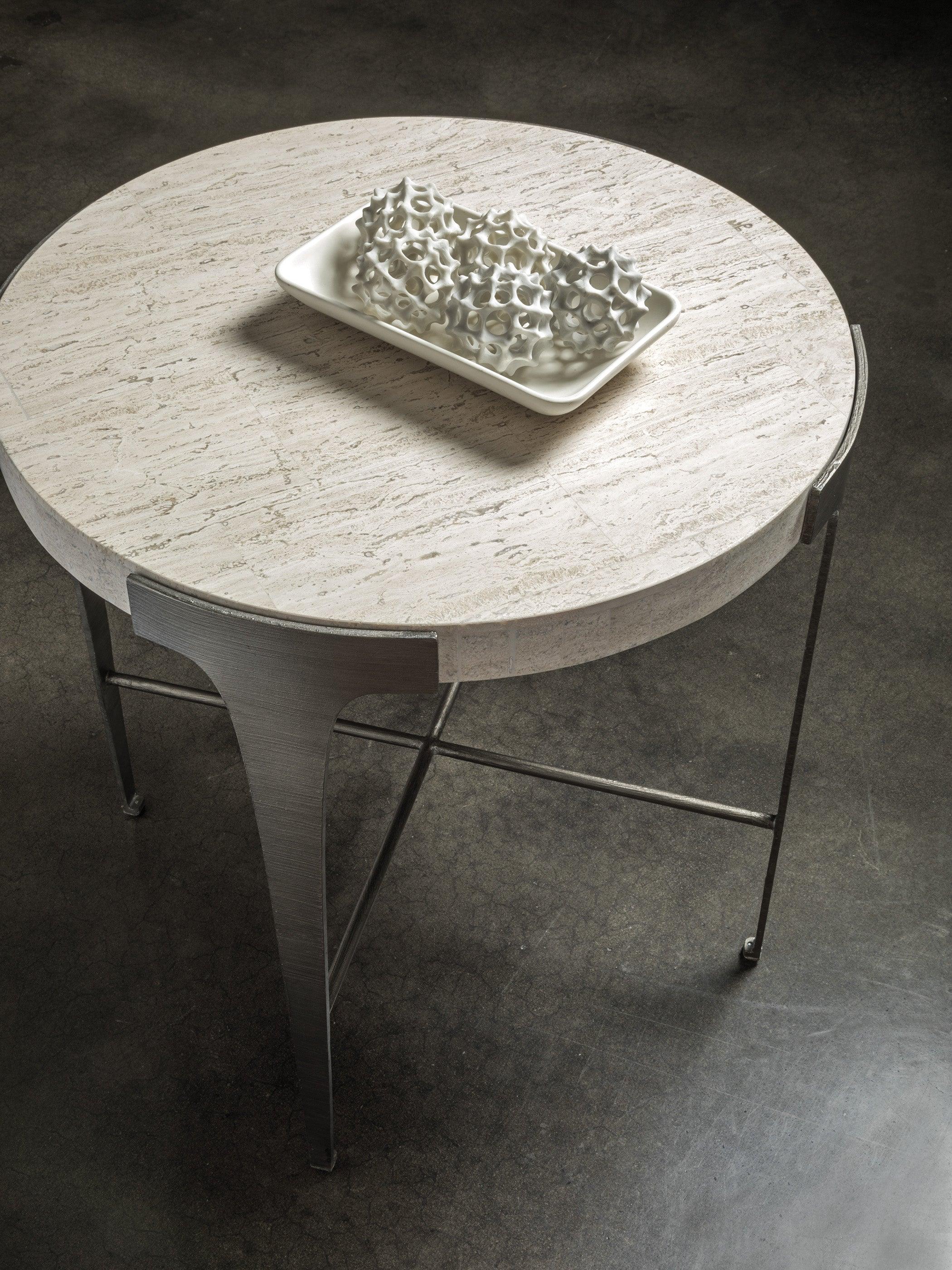 Signature Designs Cachet Round End Table - Frankwebs