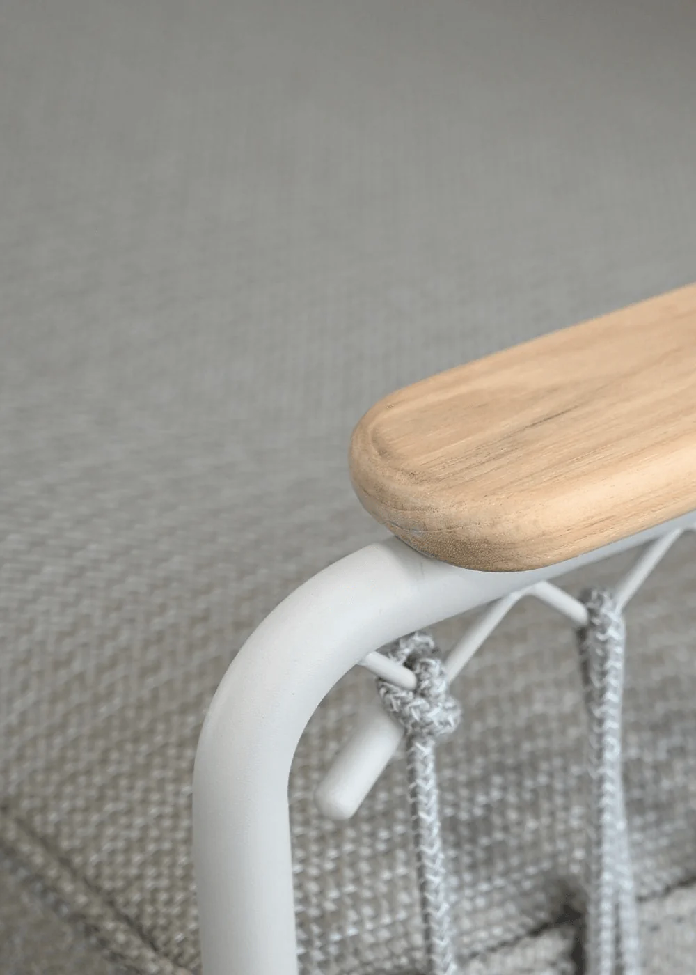 LUCERNE Lounge Chair - Frankwebs