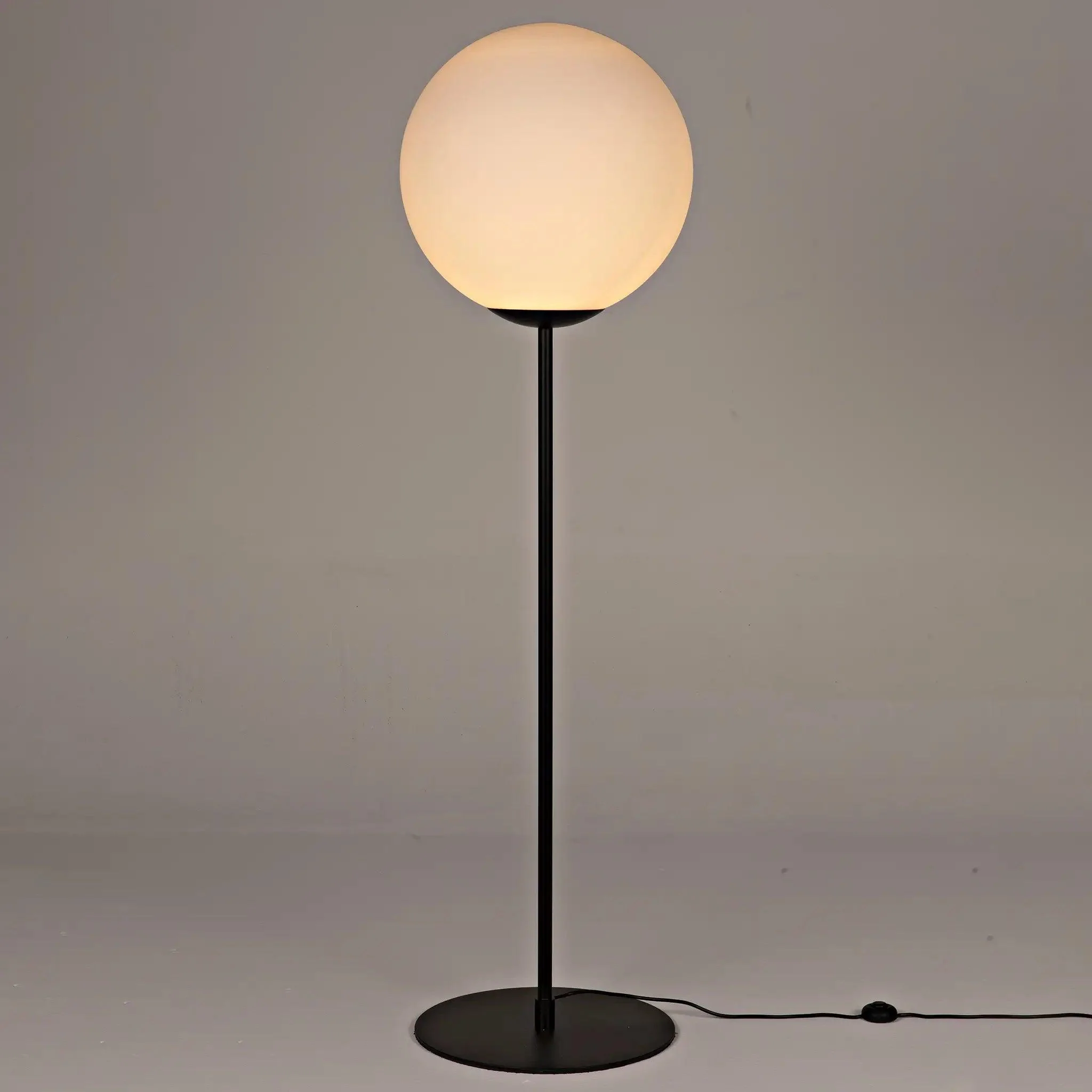 Lazarus Floor Lamp - Frankwebs