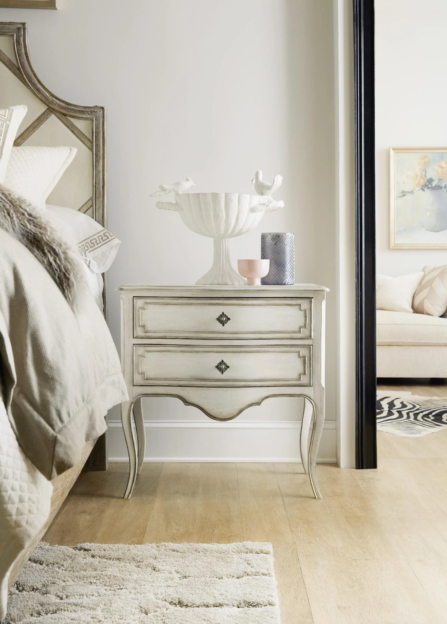 Sanctuary Coco En Blanc Nightstand - Frankwebs