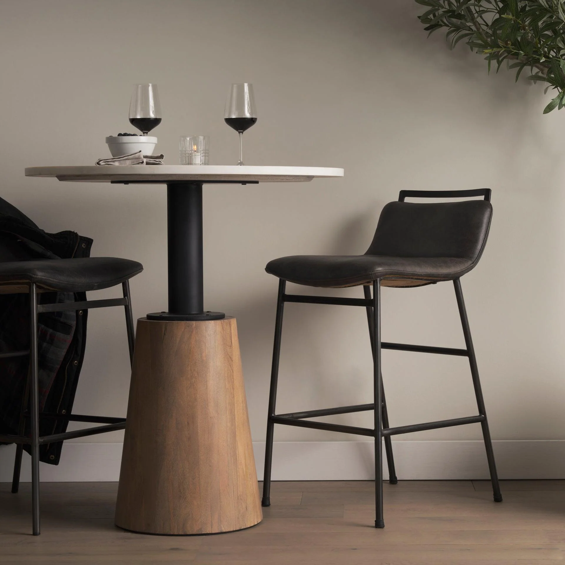 Maxwell Accent Pedestal Bistro Table - Frankwebs
