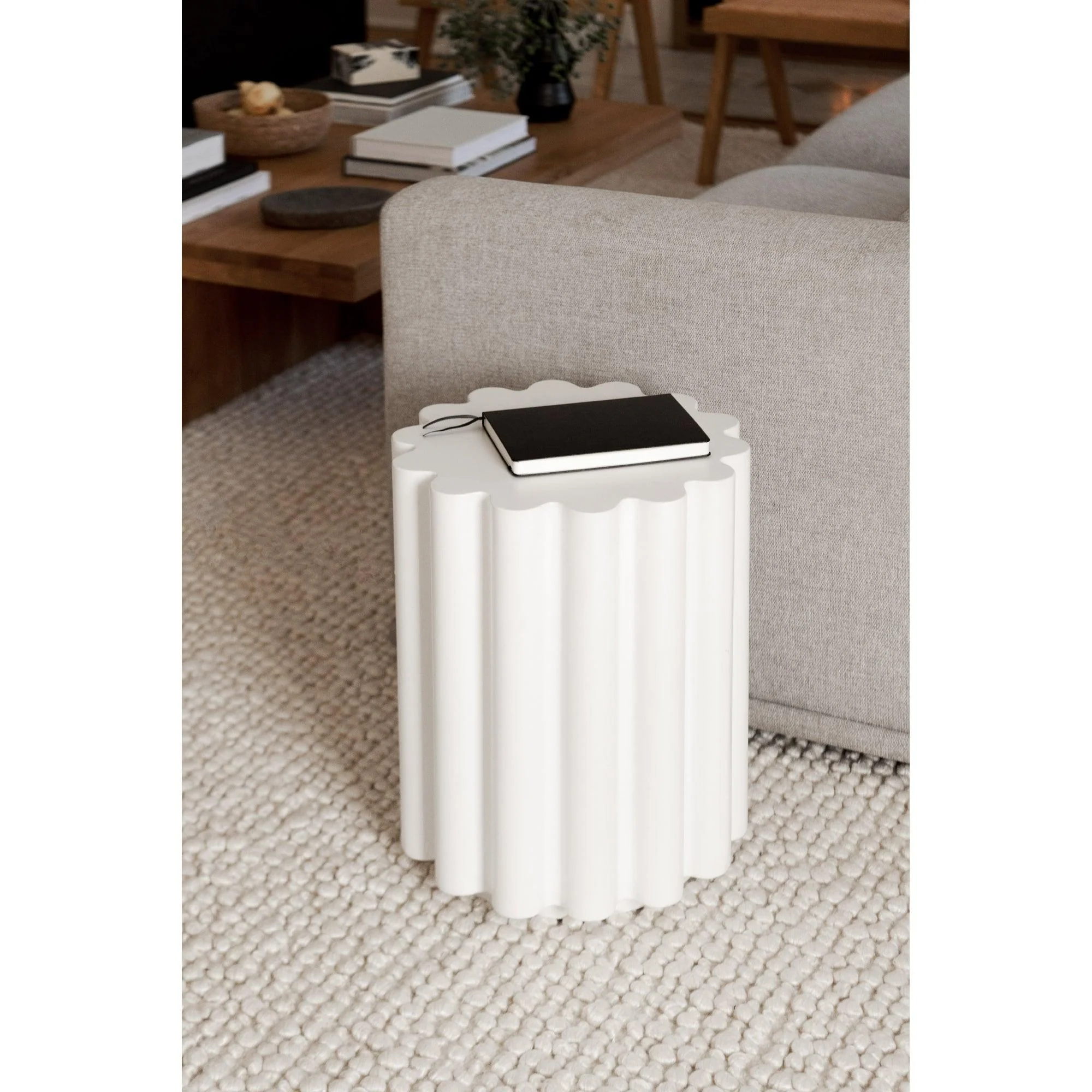 Taffy Accent Table White - Frankwebs