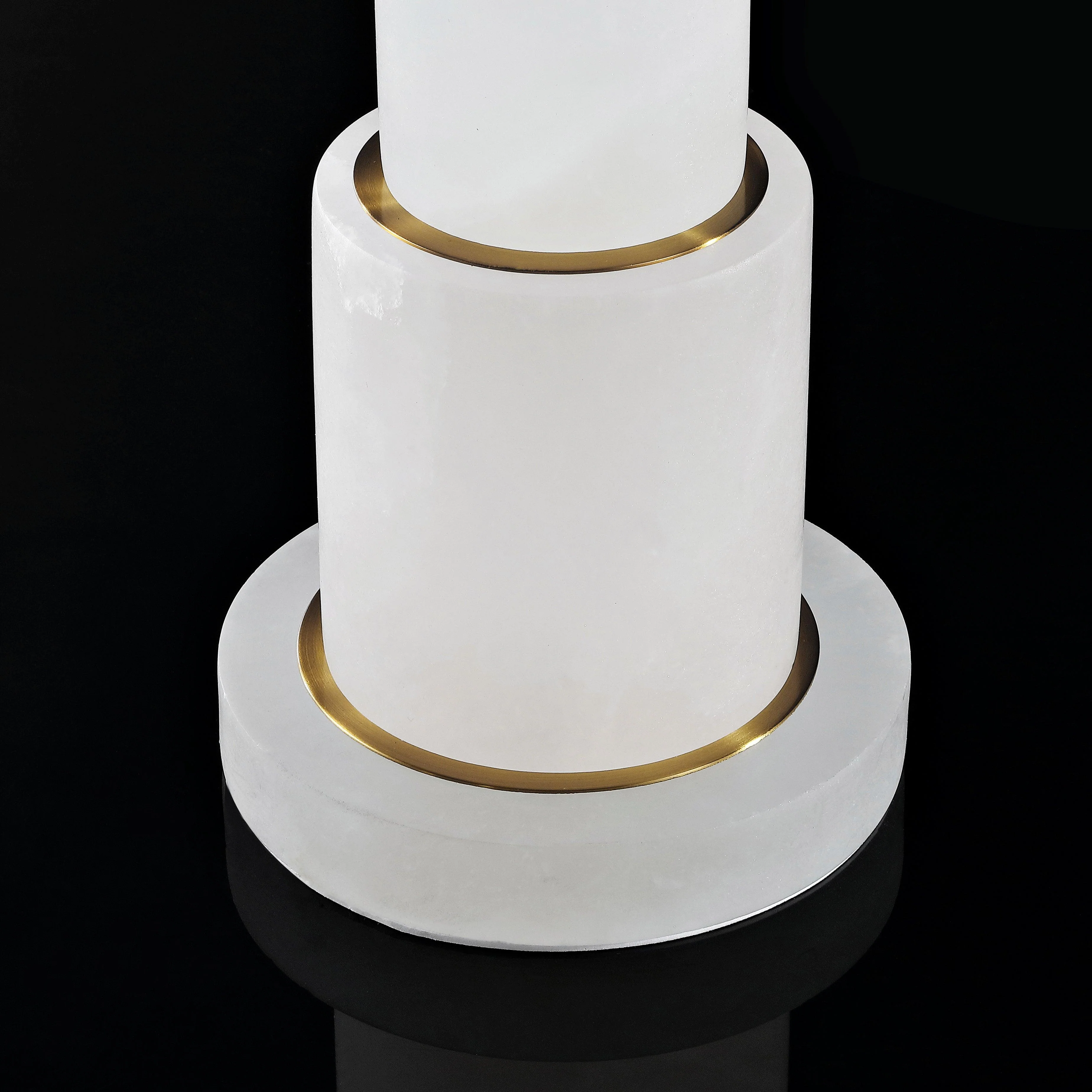 GARDINER ALABASTER TIERED TABLE LAMP - Frankwebs