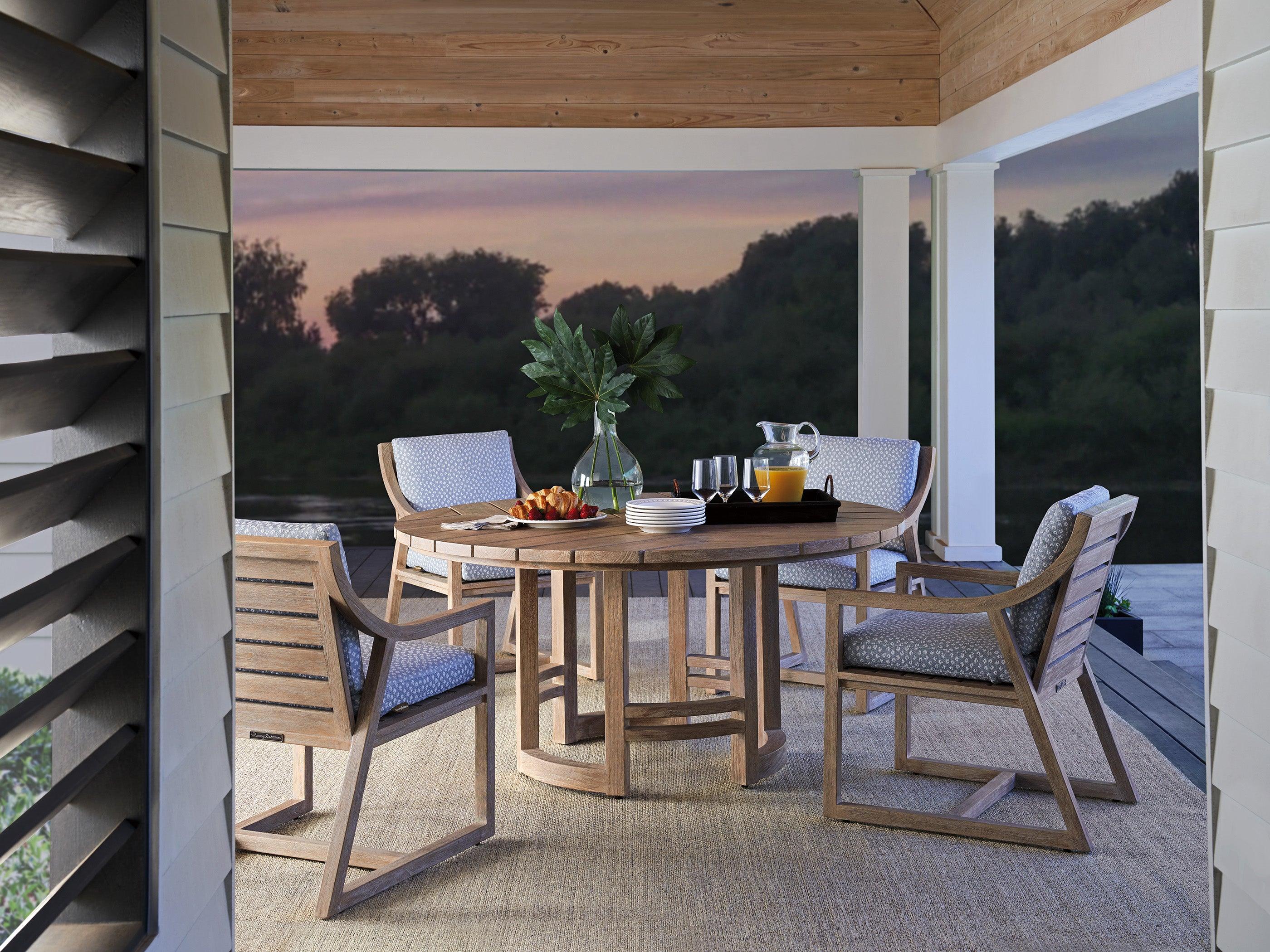 Stillwater Cove Round Dining Table - Frankwebs
