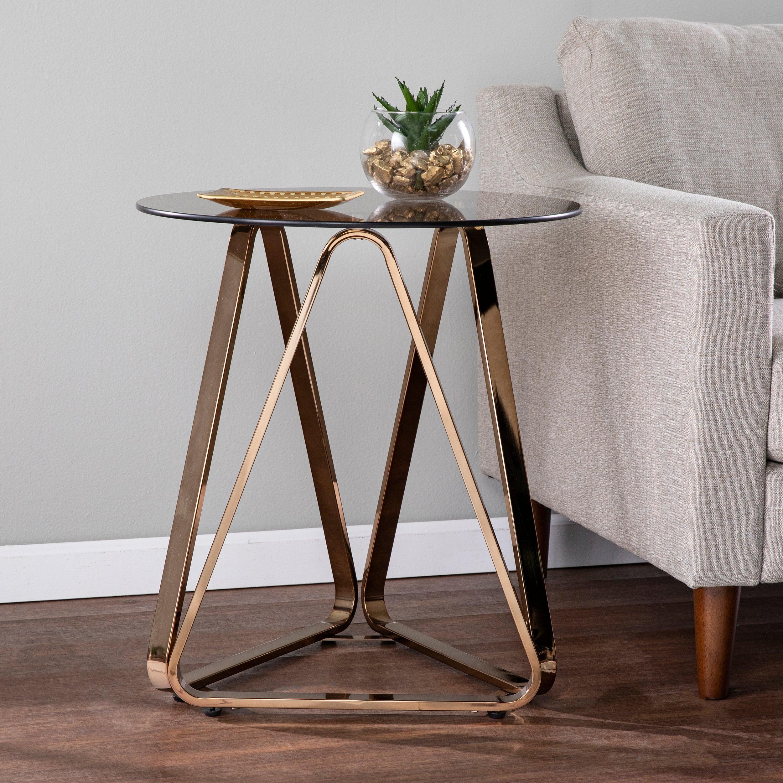 Stondon Round End Table - Frankwebs