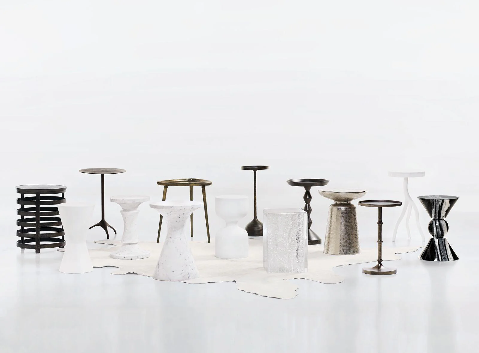 CALLA CHAIRSIDE TABLE - Frankwebs