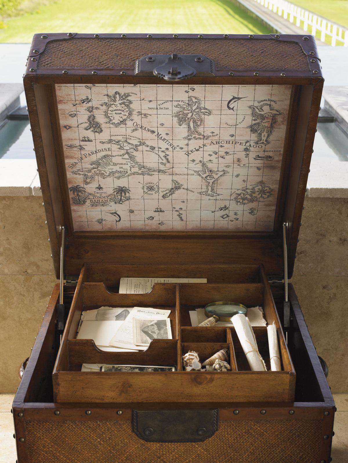 Island Estate East Cove Trunk - Frankwebs