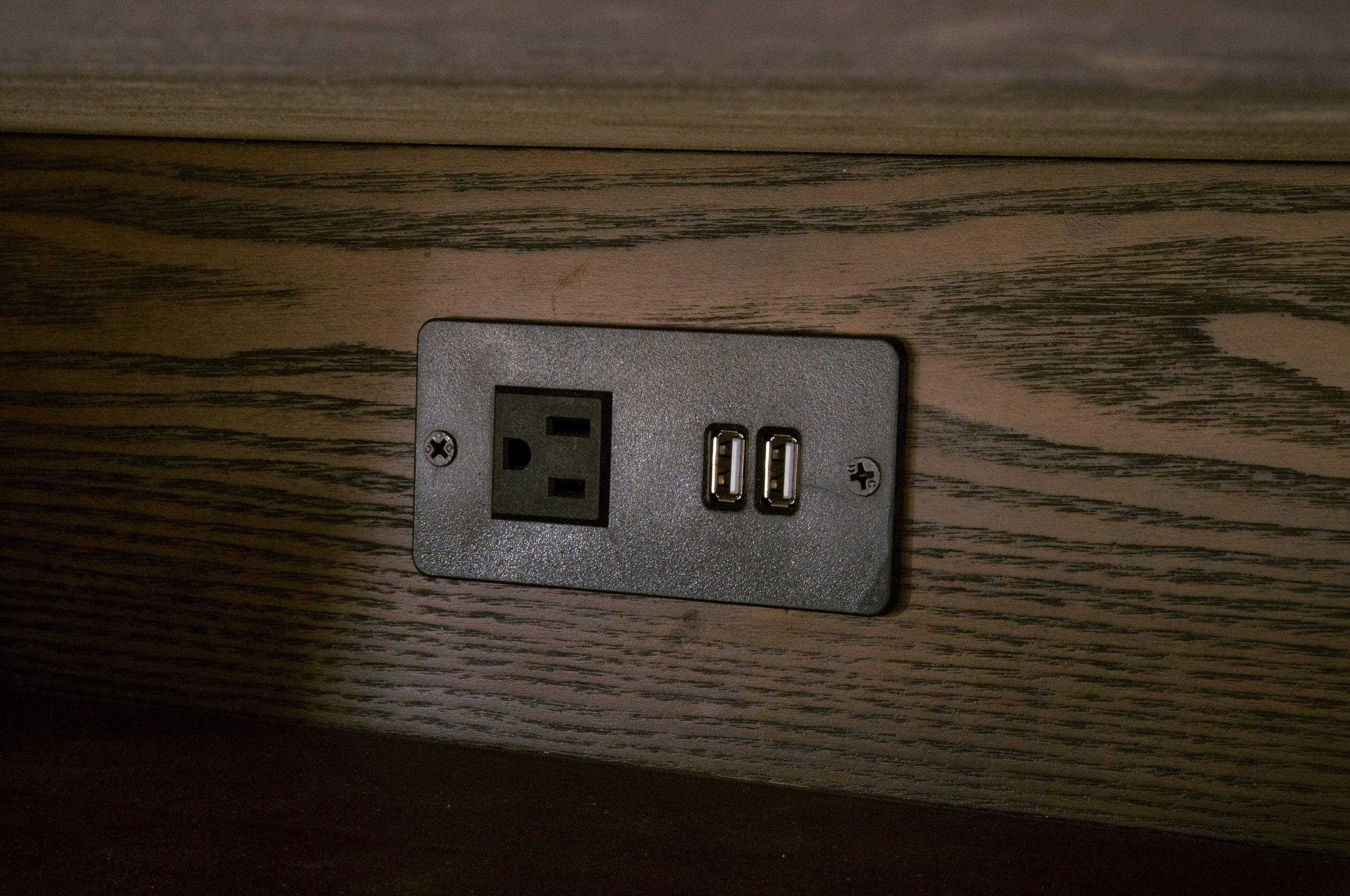 Cambria 2-Drawer Nightstand - Frankwebs