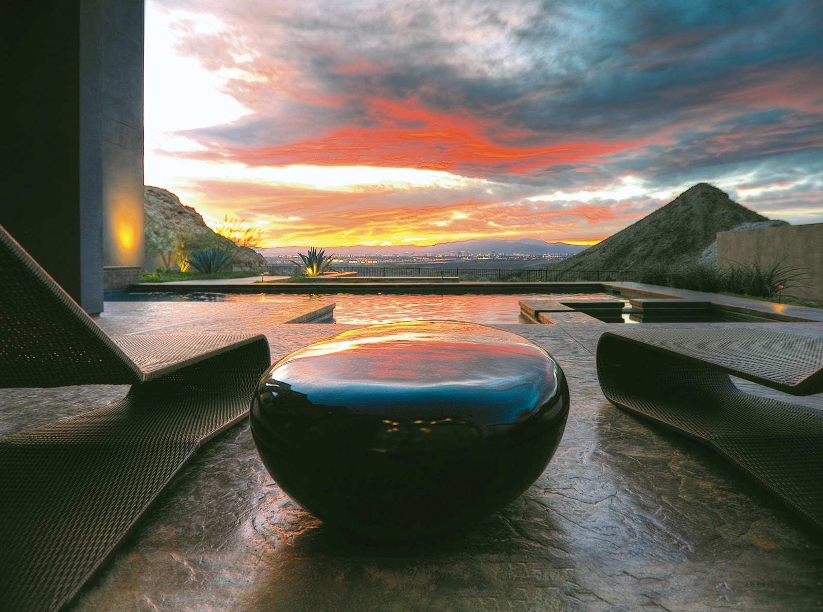 River Stone Coffee Table, Large, Gel Coat Black - Frankwebs