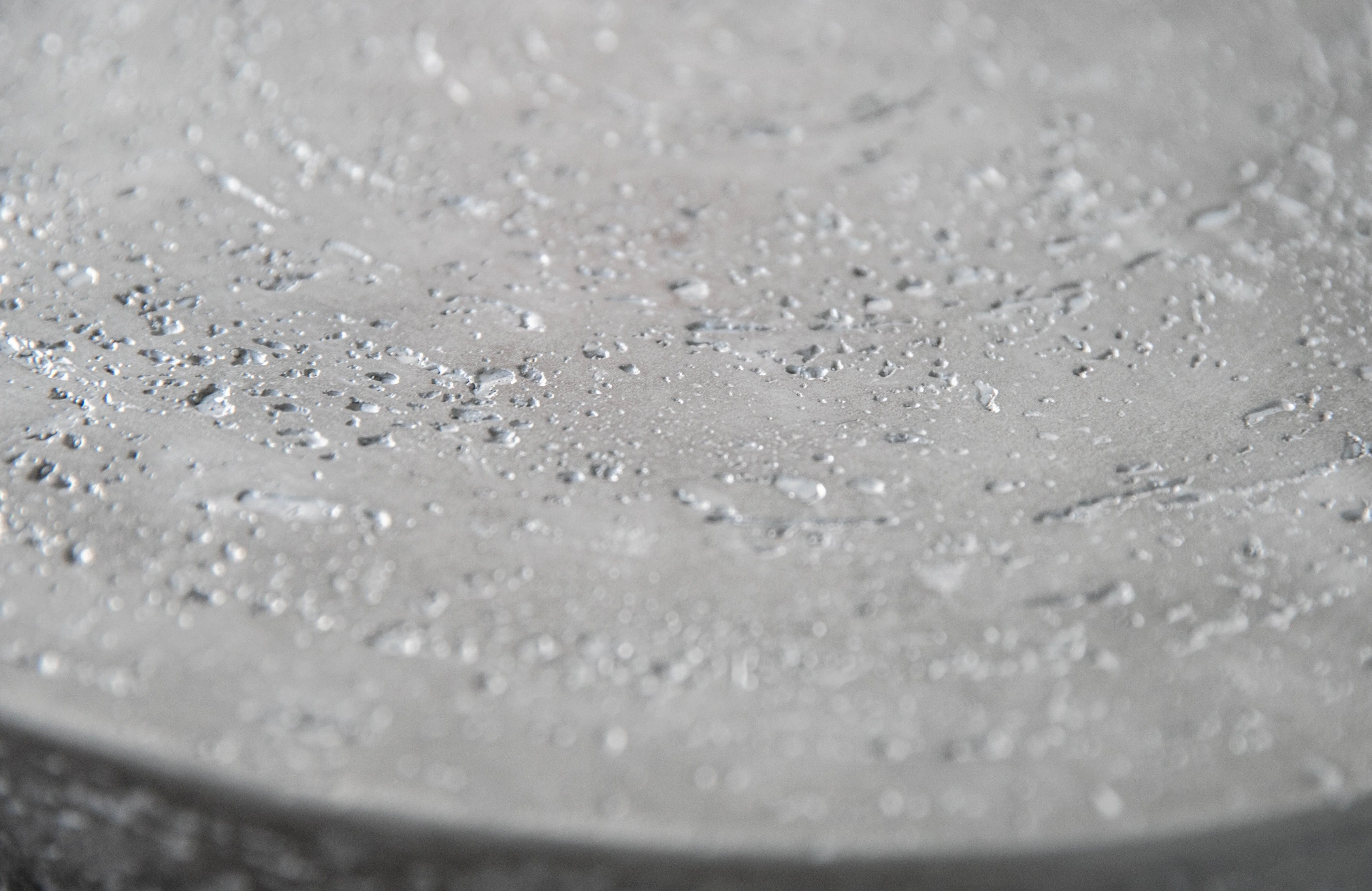 Round Fire Table Glass Surround - Frankwebs