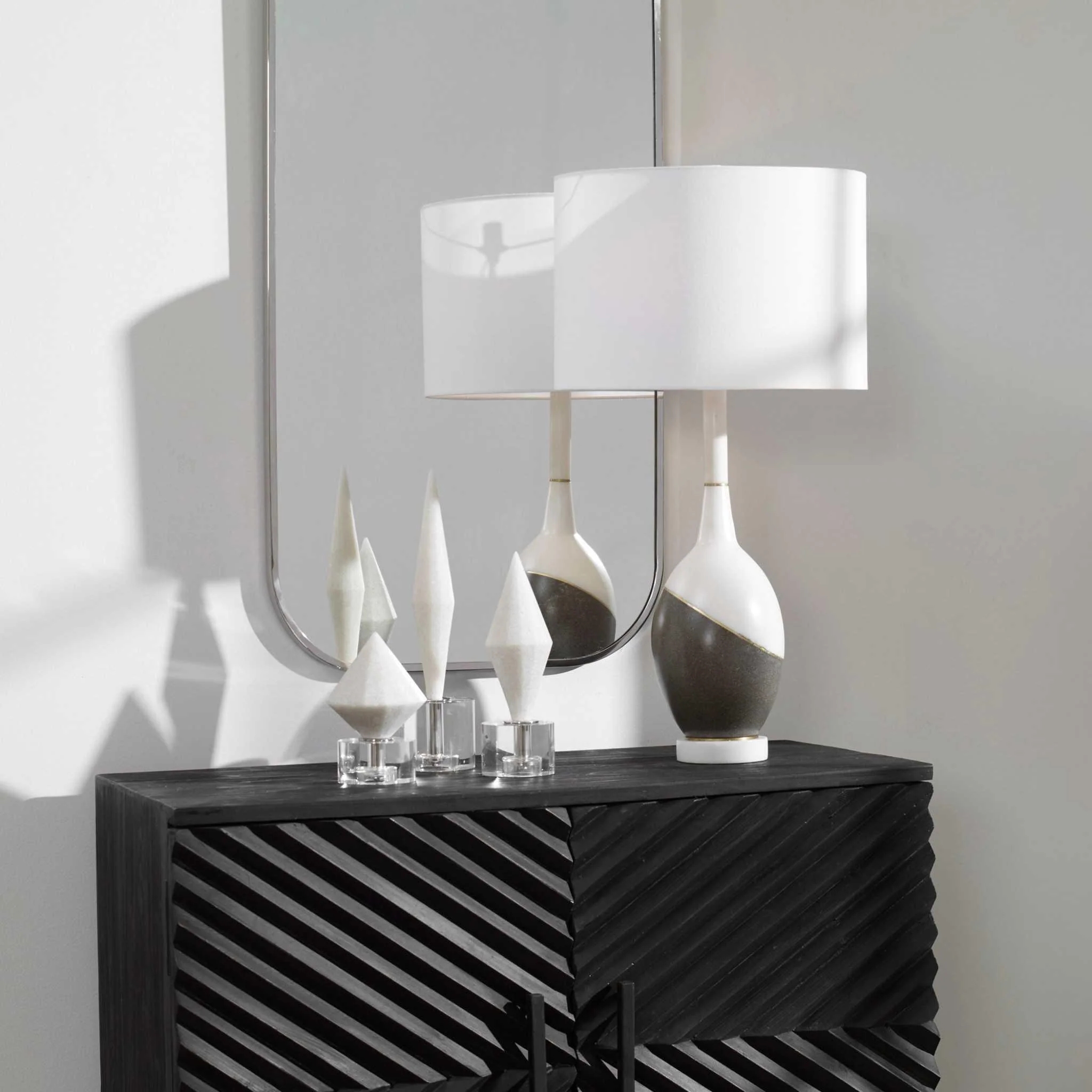 TANALI MODERN TABLE LAMP - Frankwebs