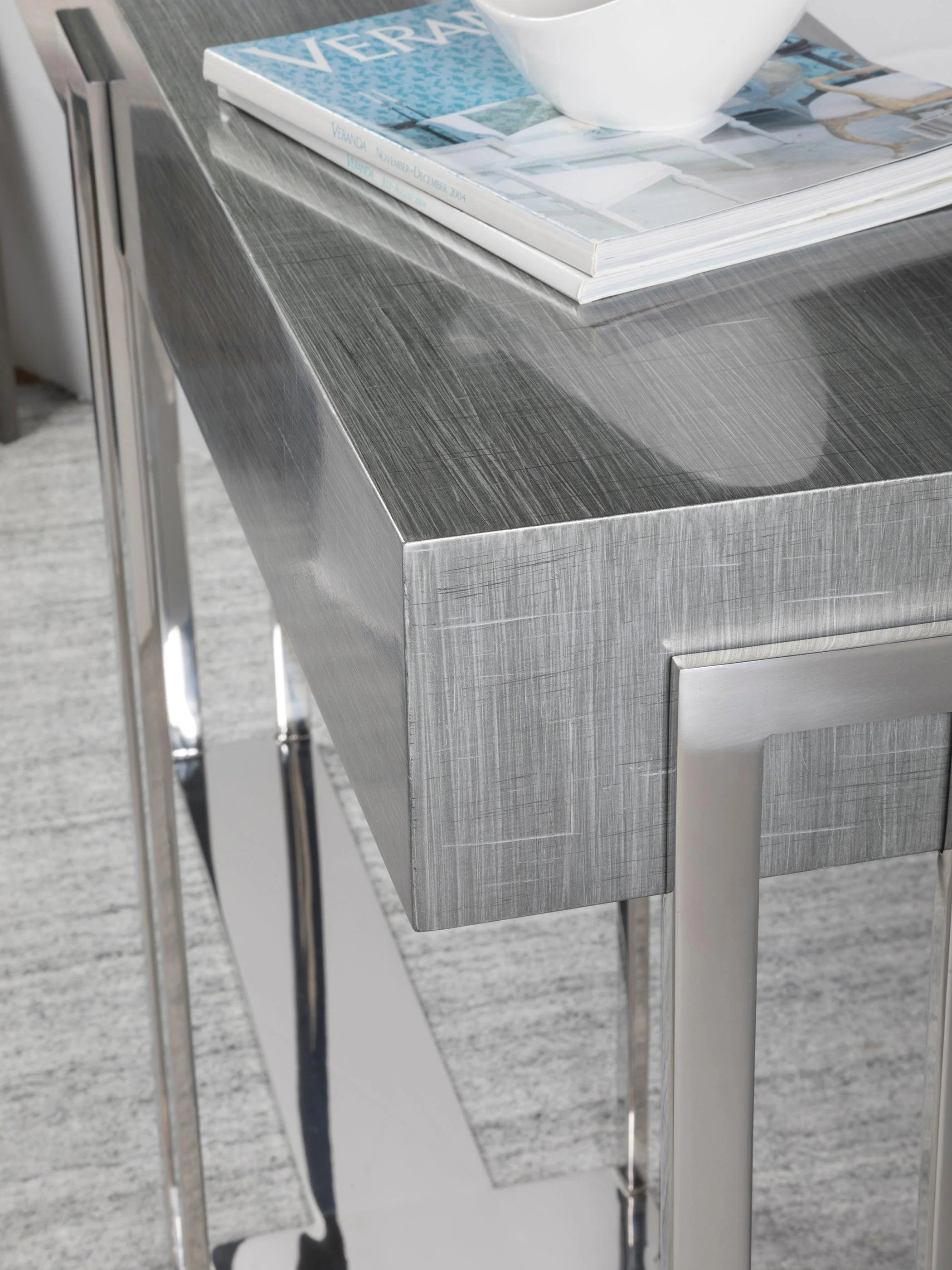 Signature Designs Iridium Console - Frankwebs