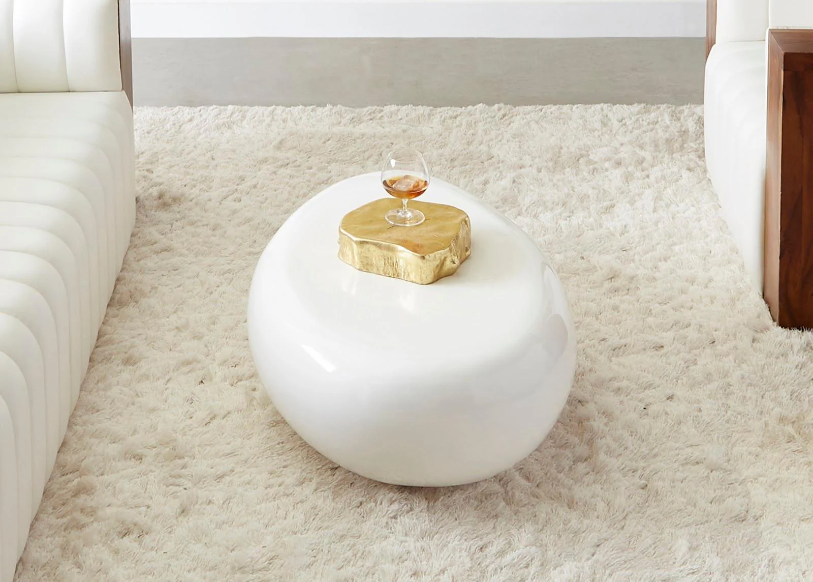 River Stone Coffee Table, Small, Gel Coat White - Frankwebs