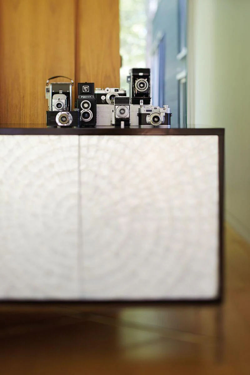 ADAGIO BUFFET CAPIZ SHELL BUFFET - Frankwebs