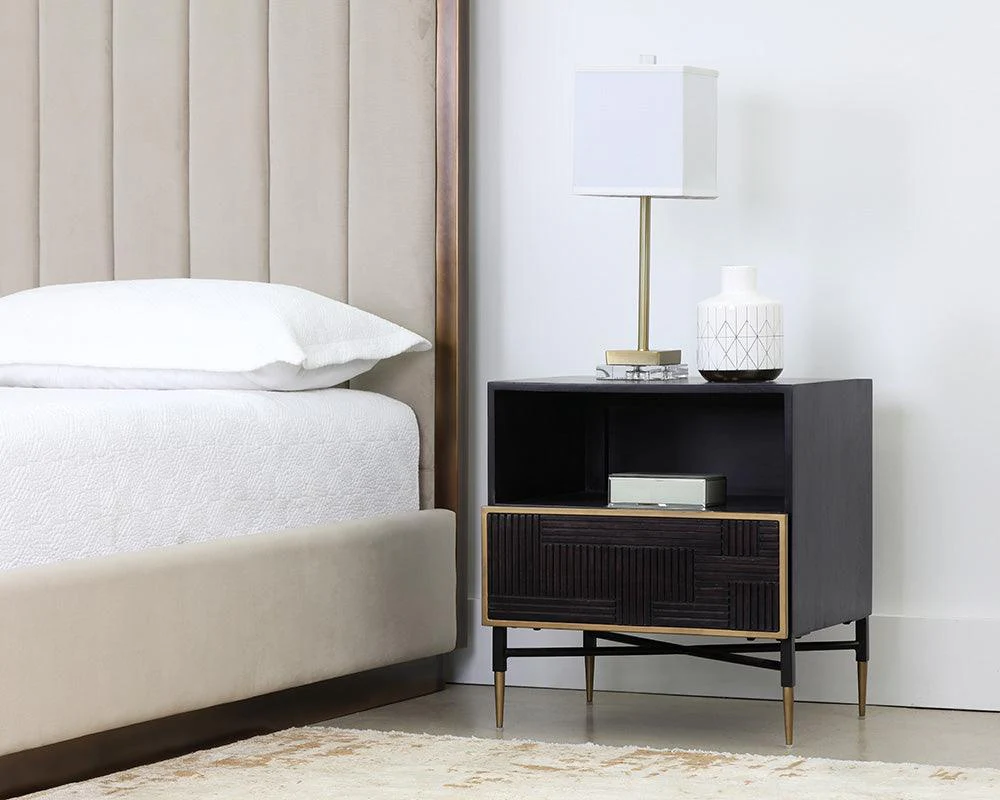 Markwood Nightstand - Frankwebs