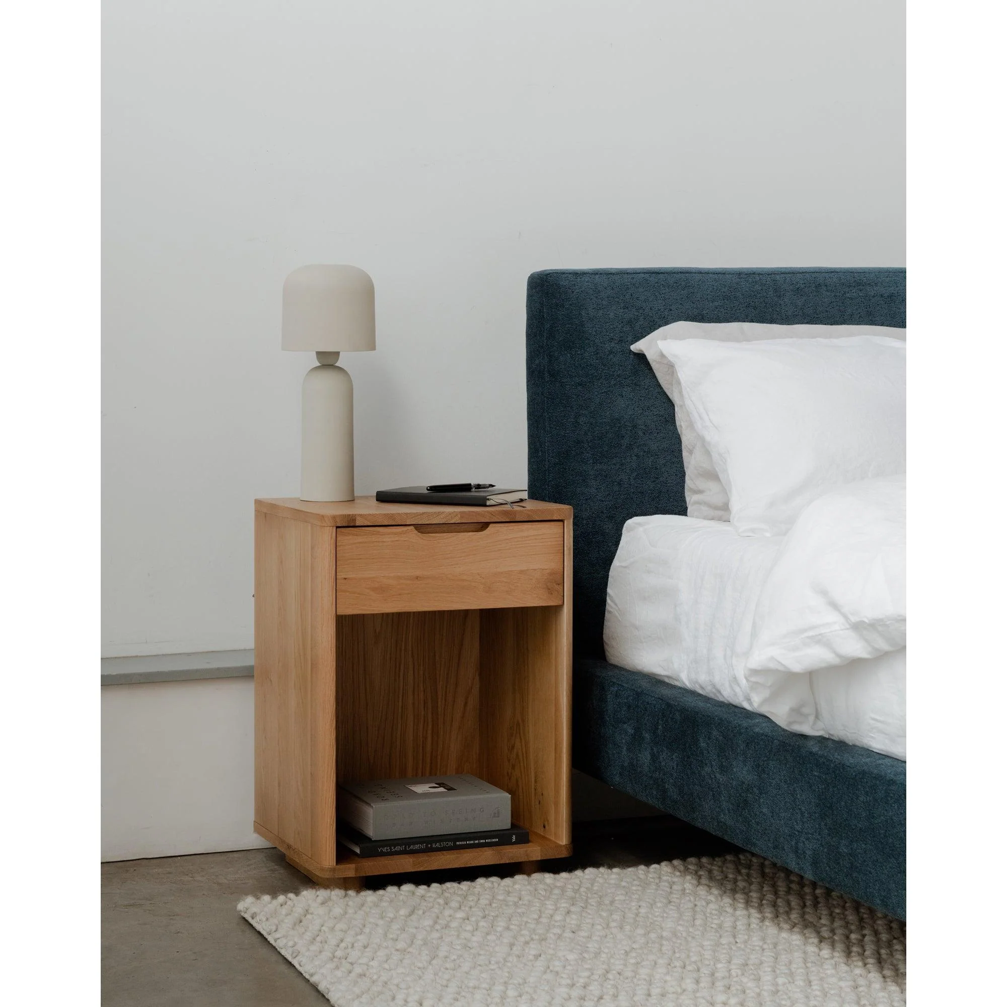 Osamu Oak Nightstand - Frankwebs