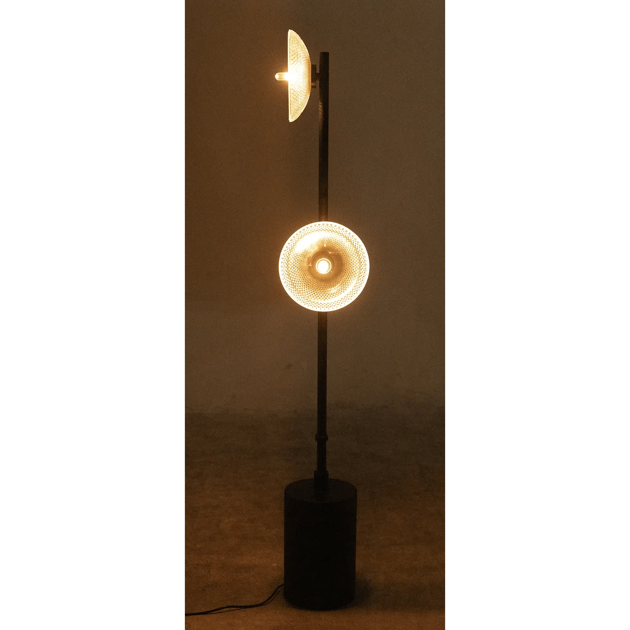 Natilus Floor Lamp - Frankwebs