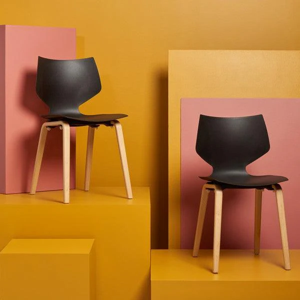 DARNEL MOLDED PLASTIC DINING CHAIR - Frankwebs