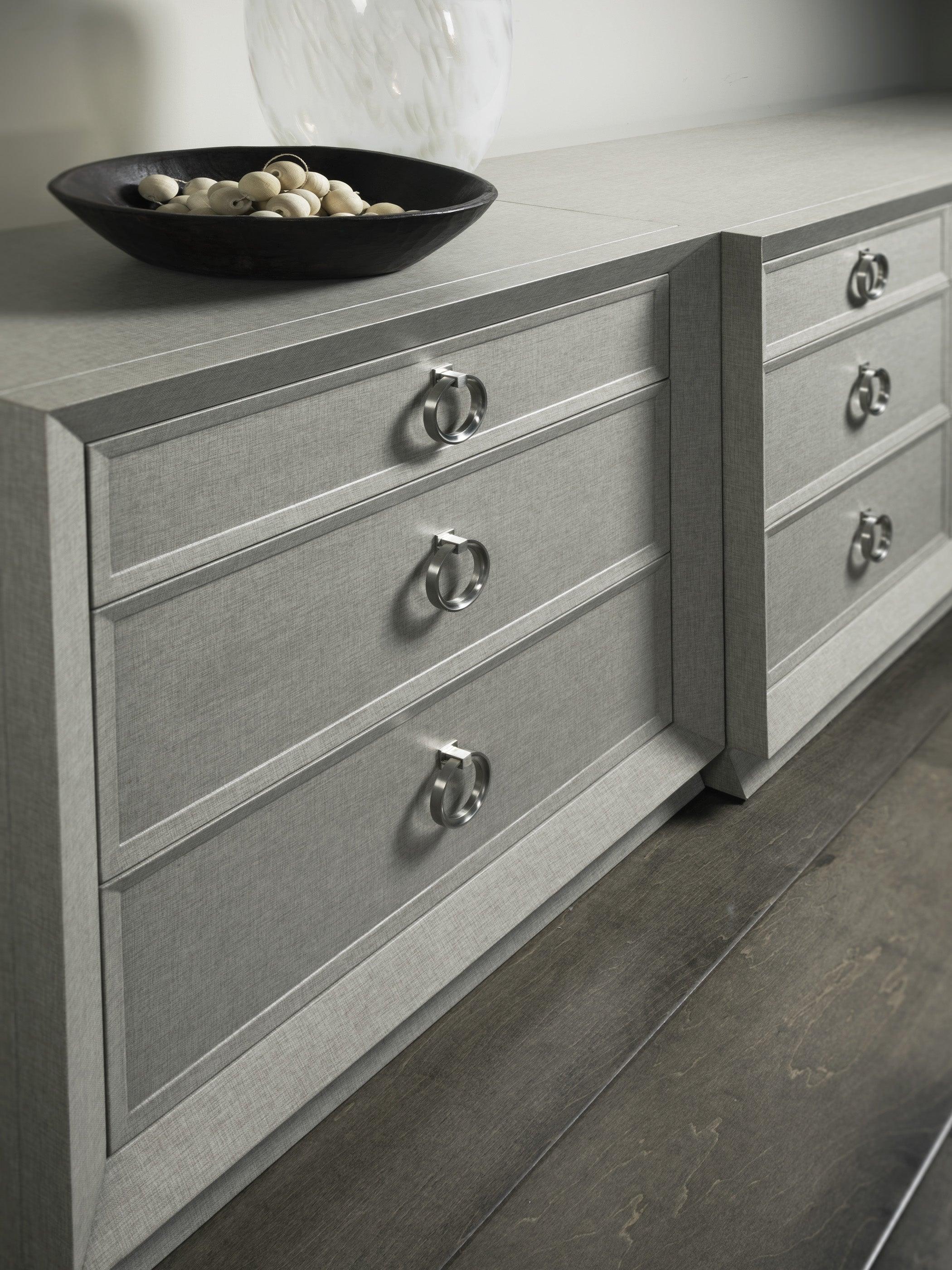 Signature Designs Zeitgeist Linen Hall Chest - Frankwebs