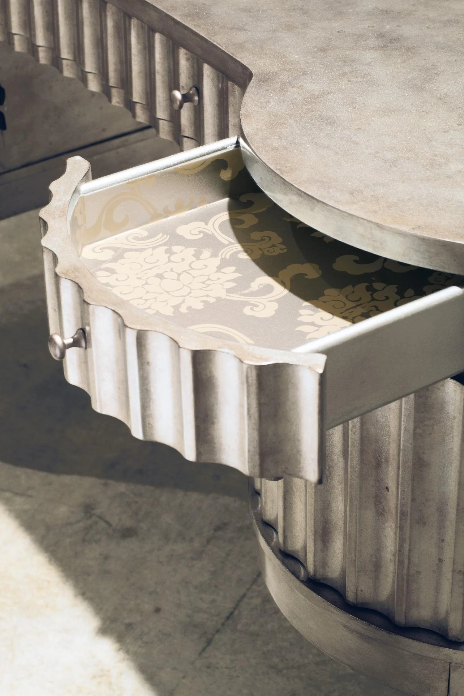 Melange Fluted Kidney Desk - Frankwebs