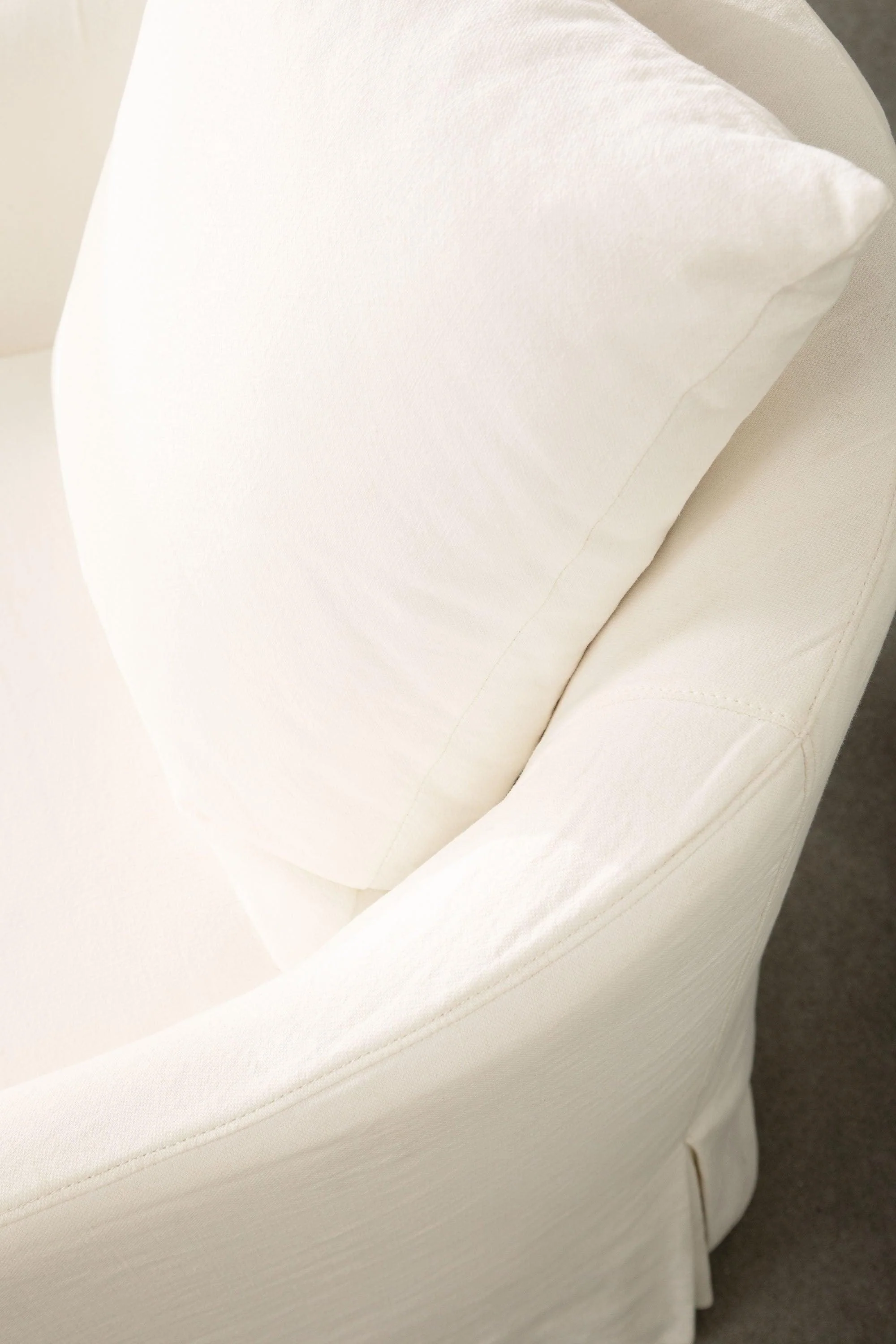 Faye Slipcover Swivel Club Chair - Frankwebs