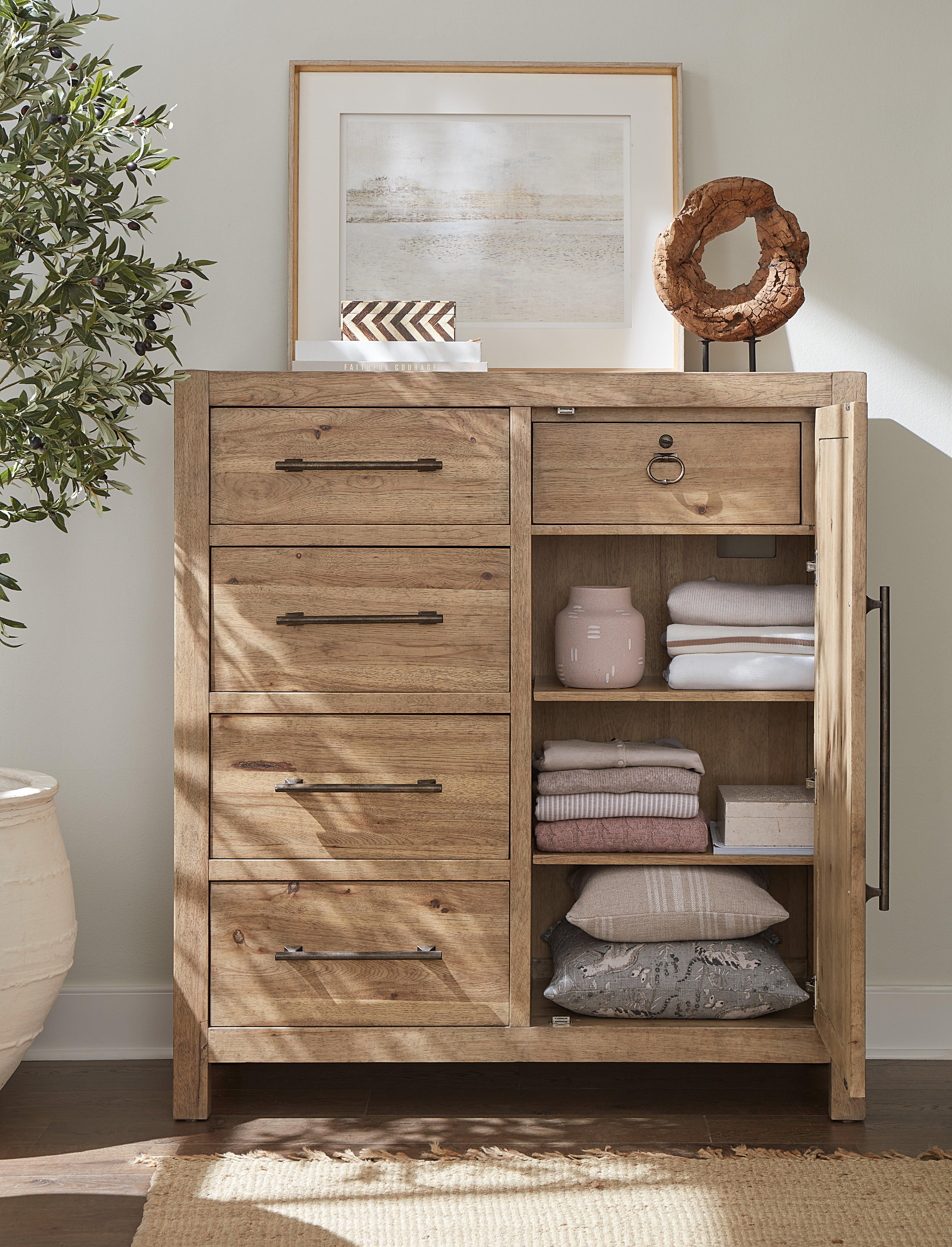 Vineyard Row Four-Drawer Door Chest - Frankwebs