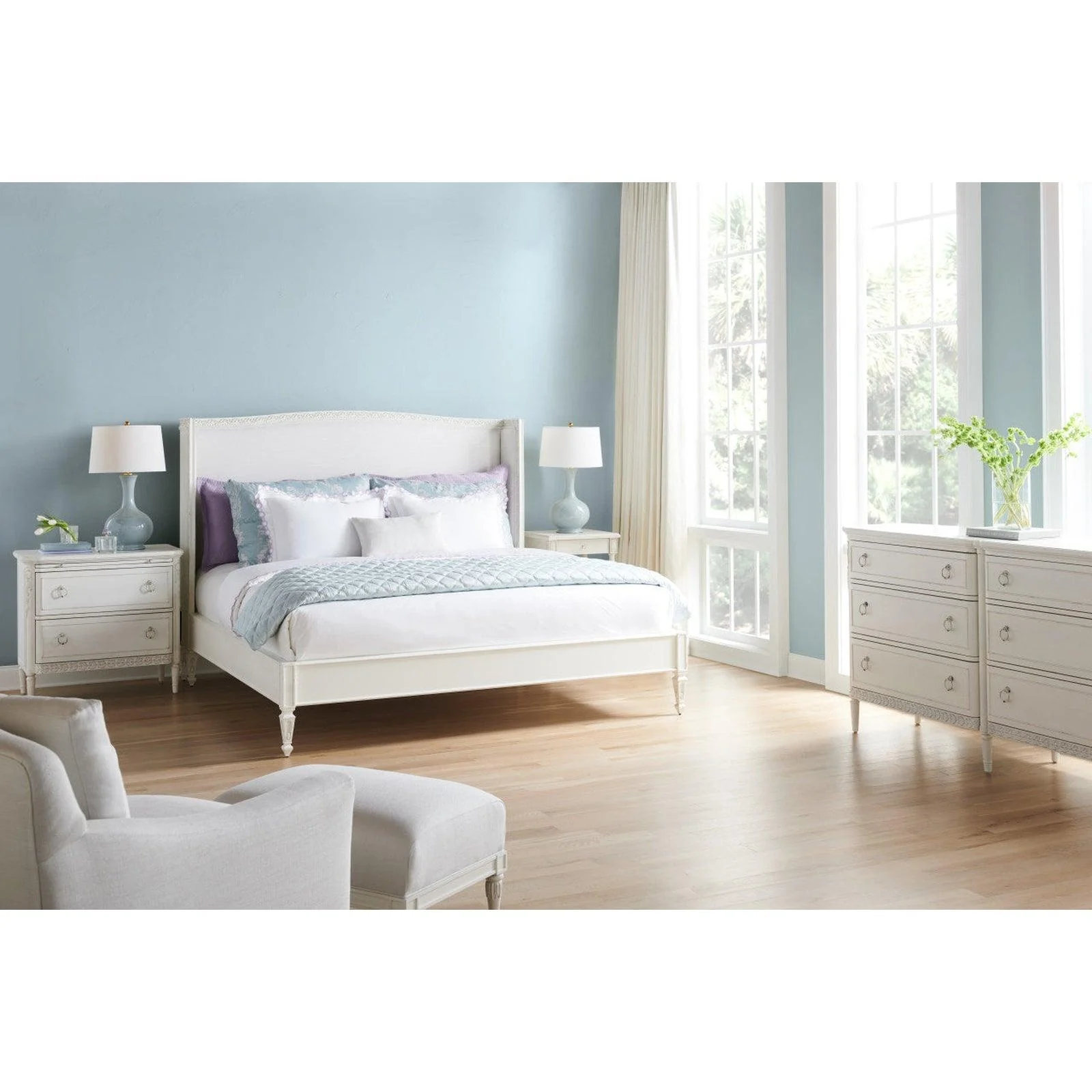 White Antisolar Upholstered Shelter King Bed - Frankwebs