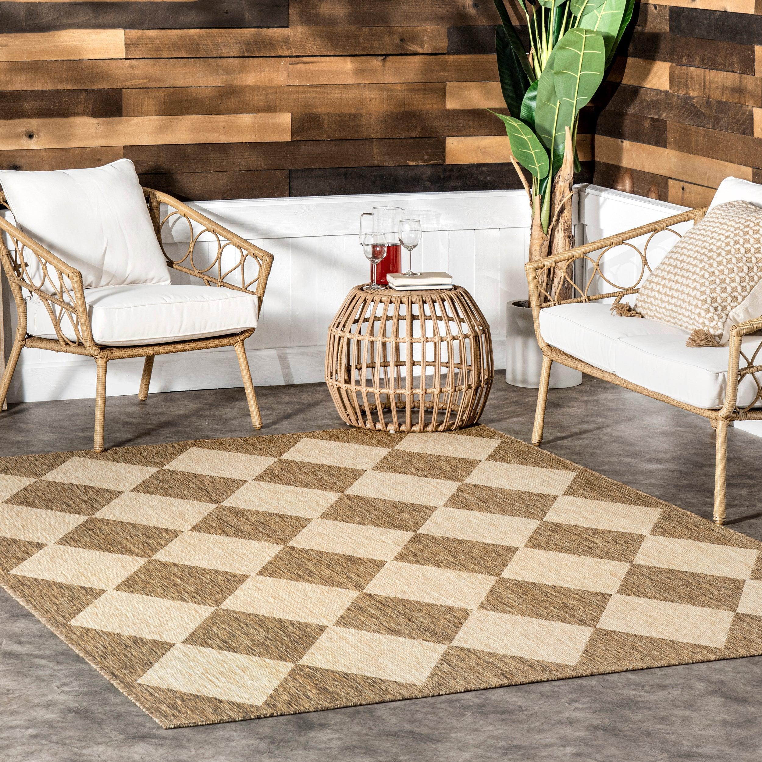 Sabina Diamond Trellis Indoor/Outdoor Area Rug - Frankwebs