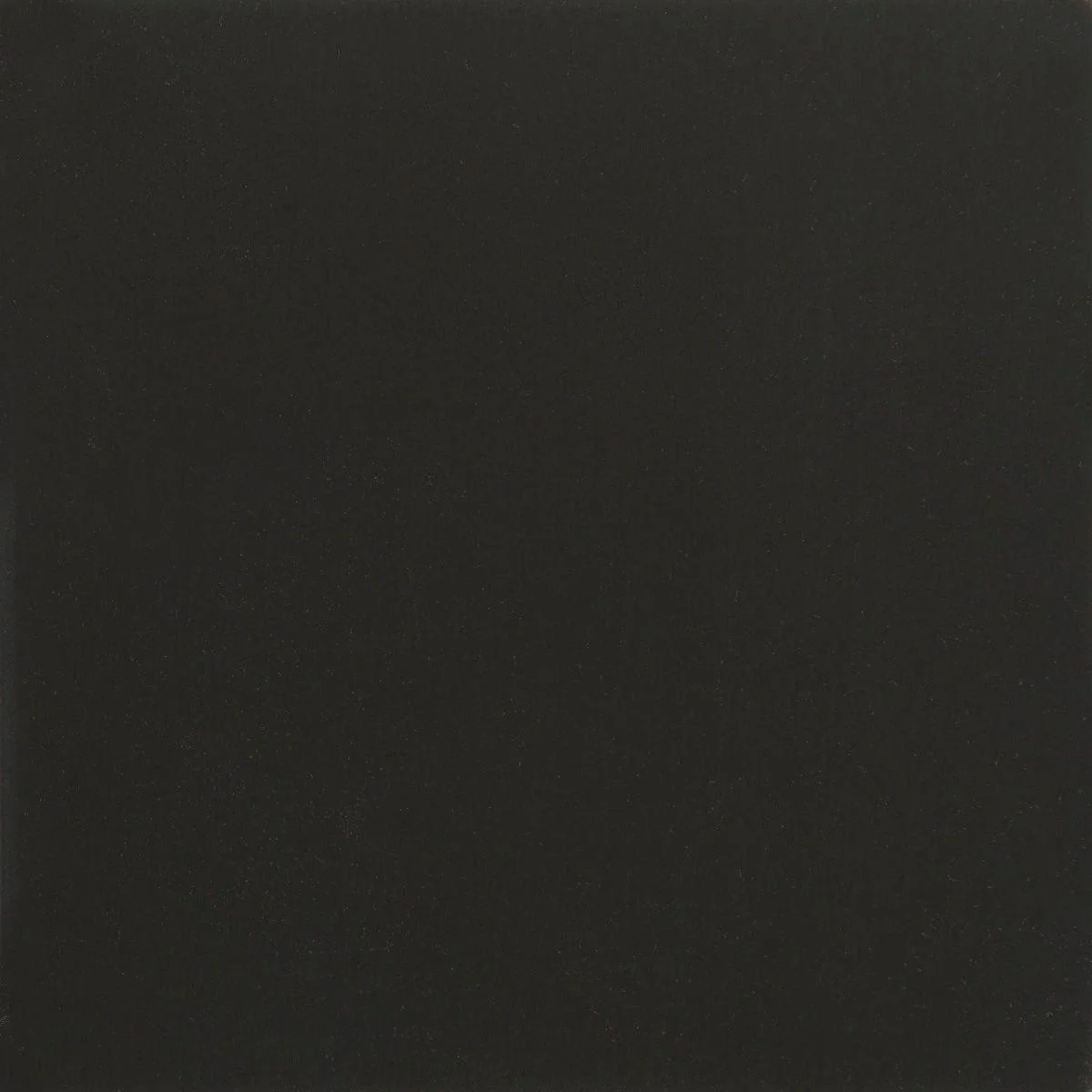 ALL TRIMMED OUT DINING TABLE - Frankwebs