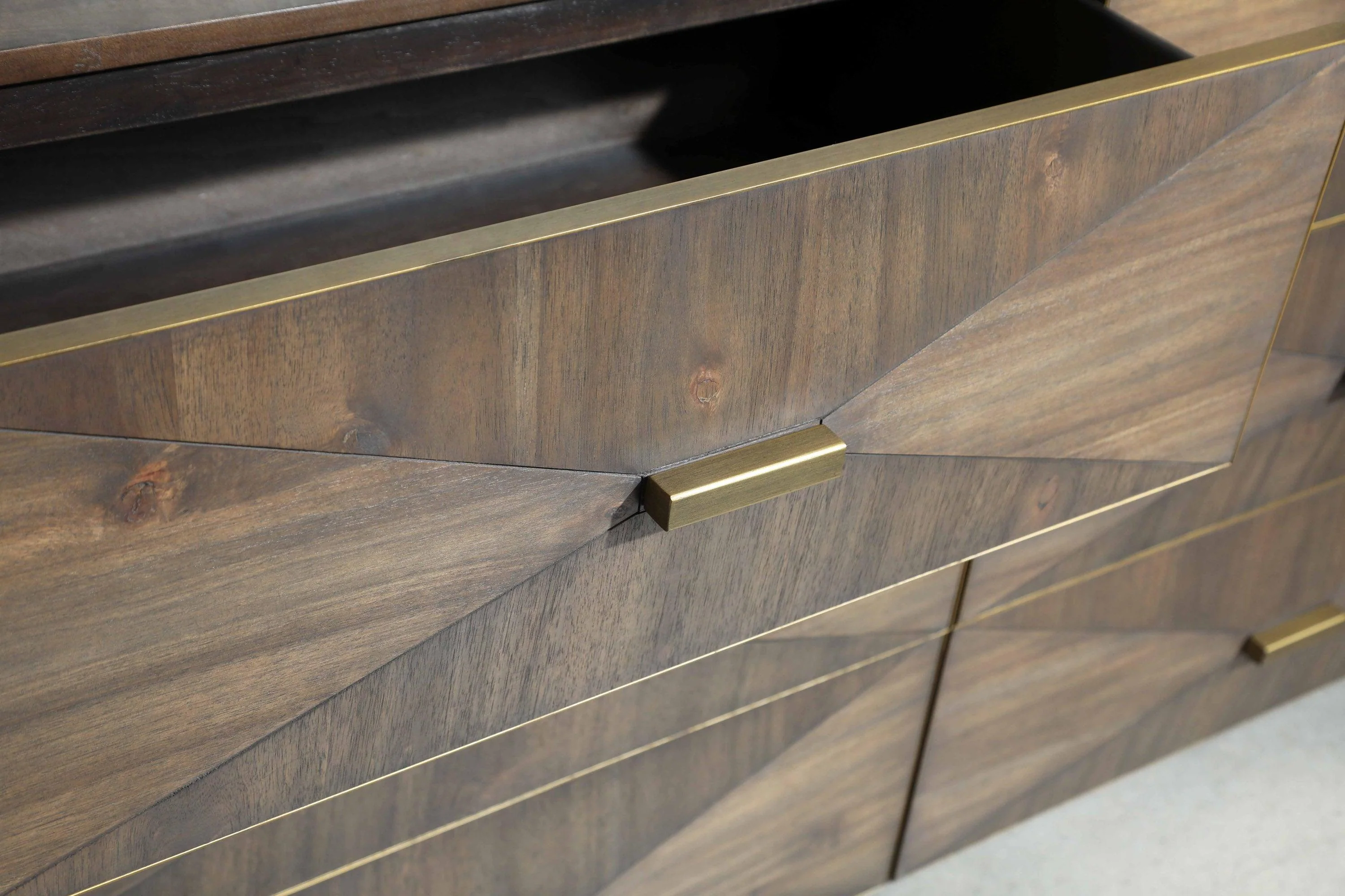 Wynn 6-Drawer Double Dresser - Frankwebs