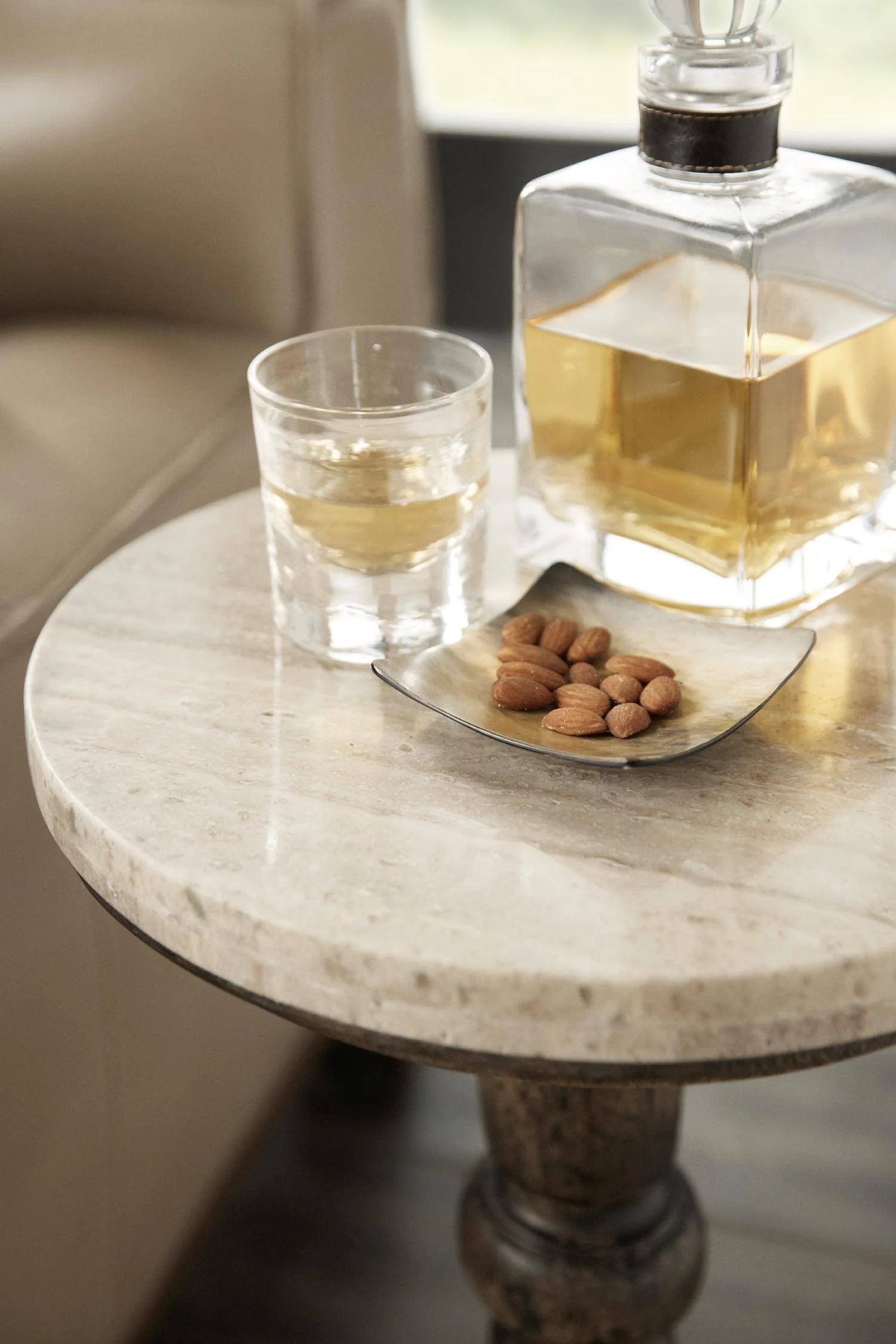 La Grange Rabbs Prairie Martini Table - Frankwebs