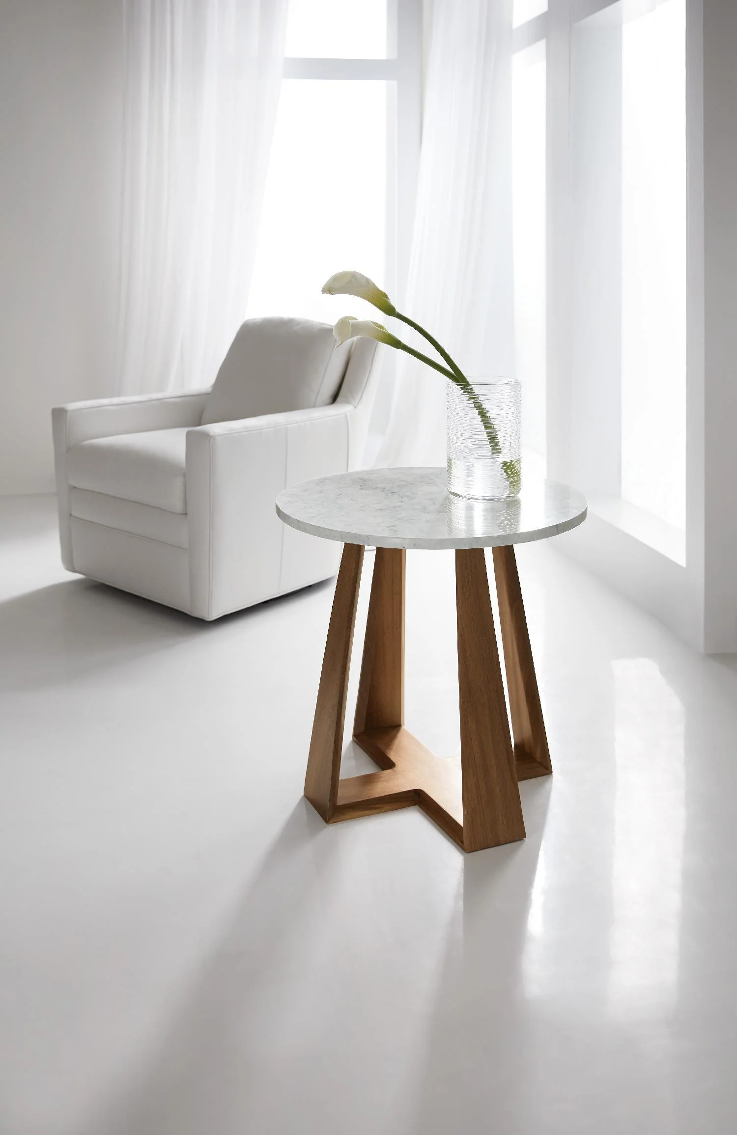 Melange Luca End Table - Frankwebs
