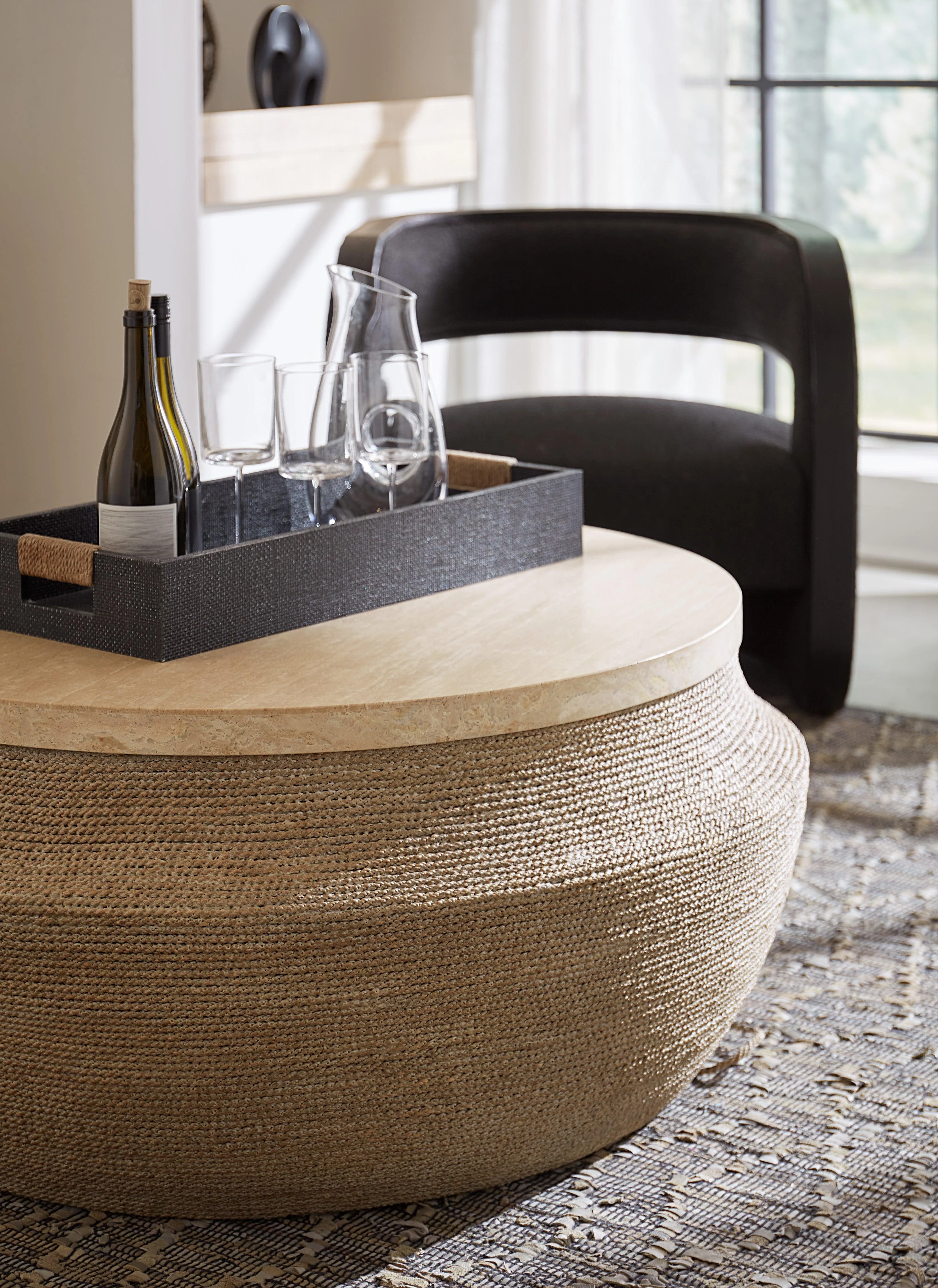 Retreat Round Cocktail Table - Frankwebs