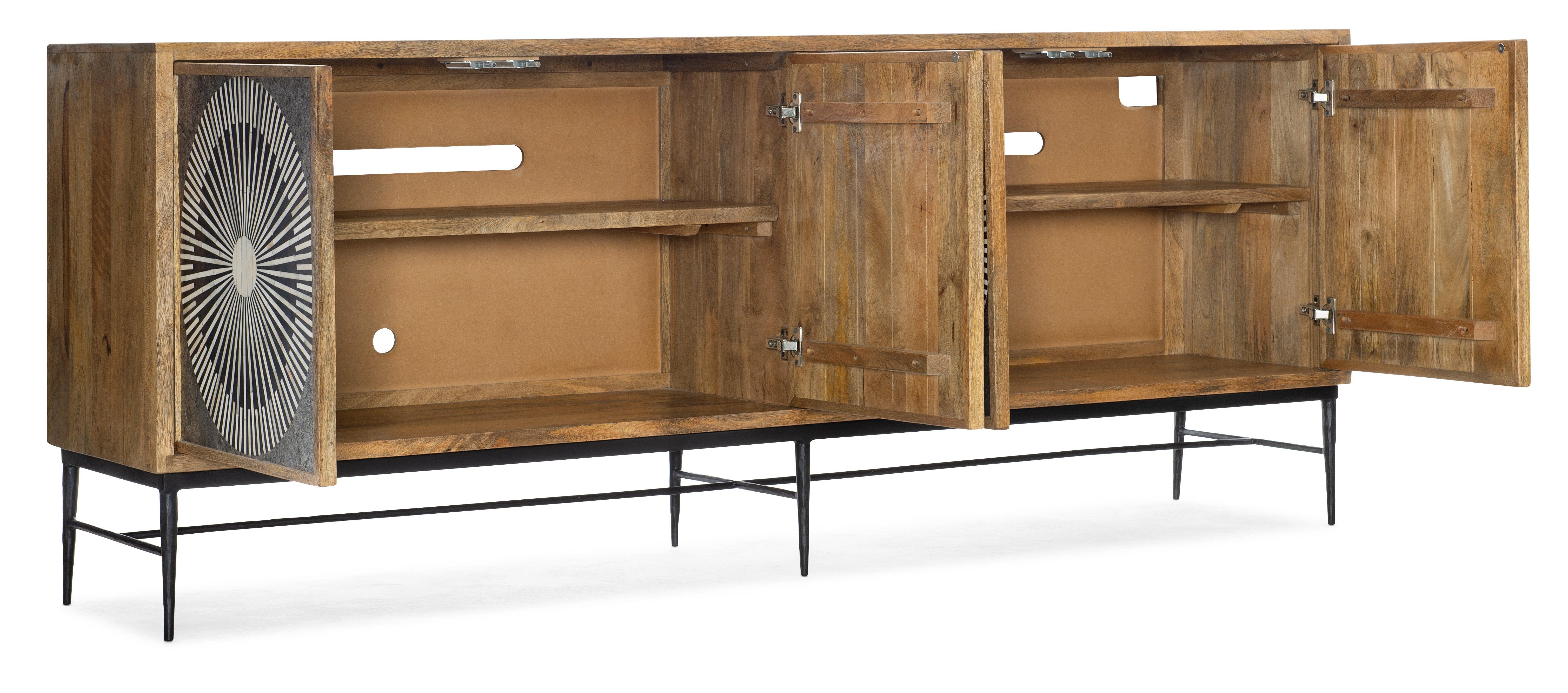 Commerce & Market Giovanni Entertainment Console - Frankwebs