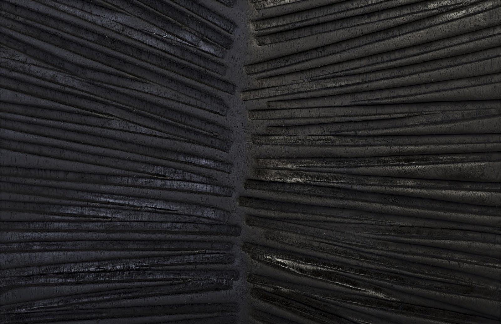 Carved Leaf on Stand, Burnt, SM - Frankwebs