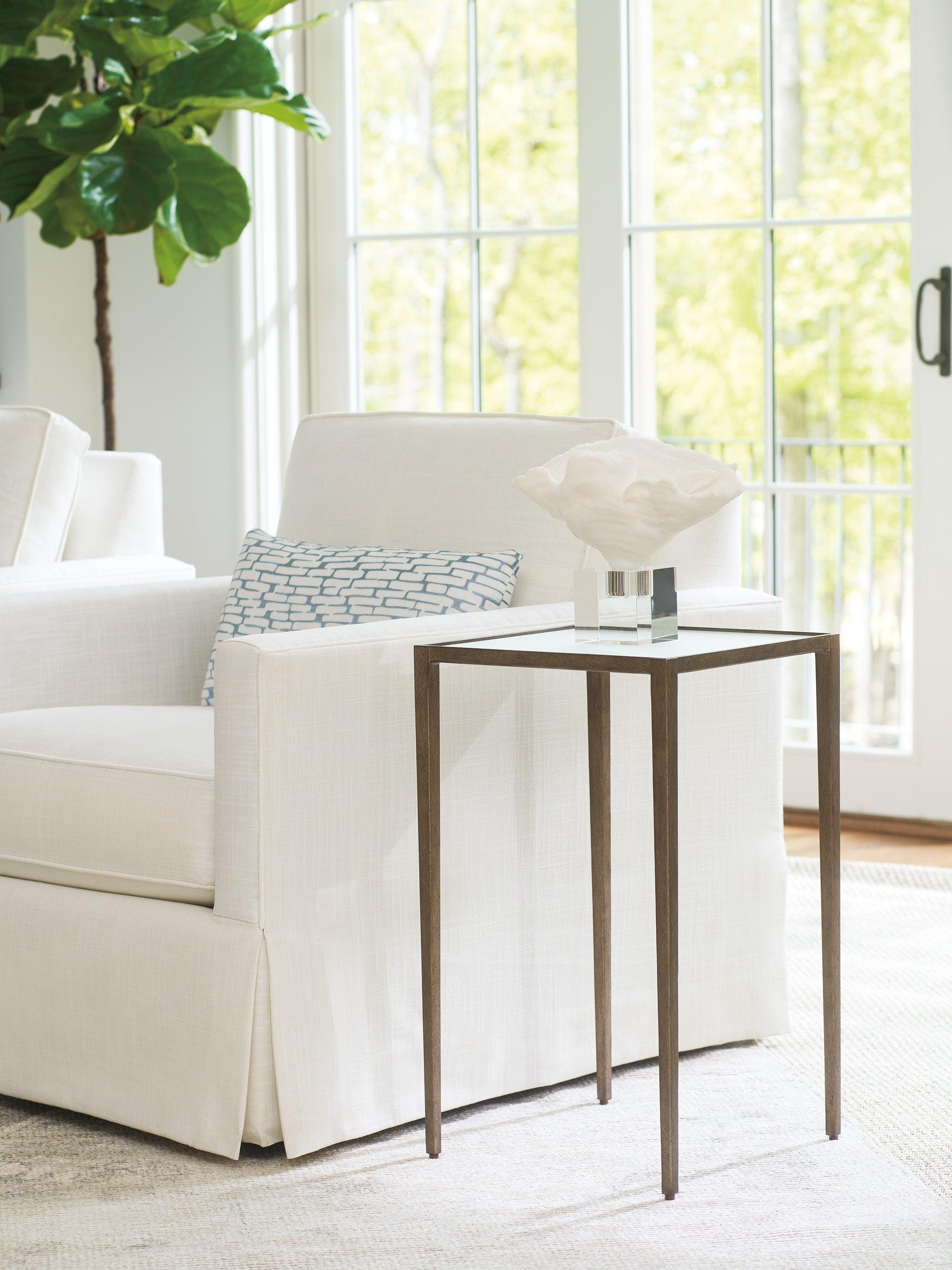 Laguna Wyland Accent Table - Frankwebs