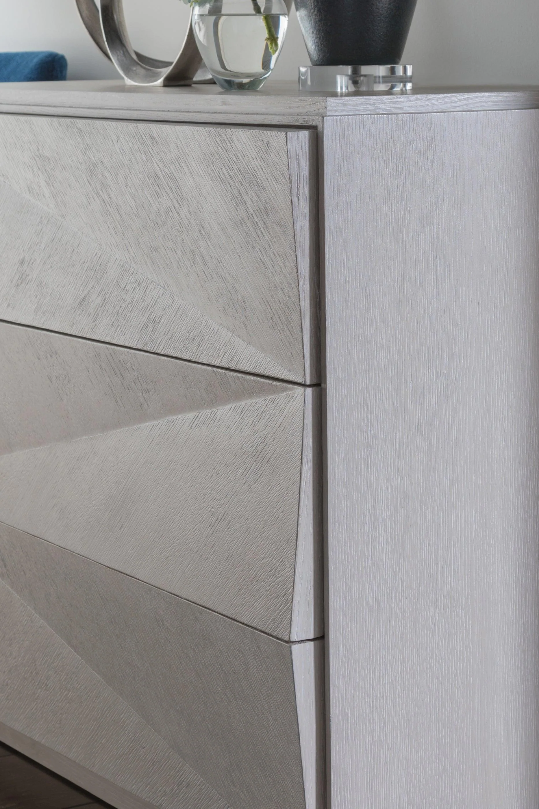 Signature Designs Ziggy Hall Chest - Frankwebs