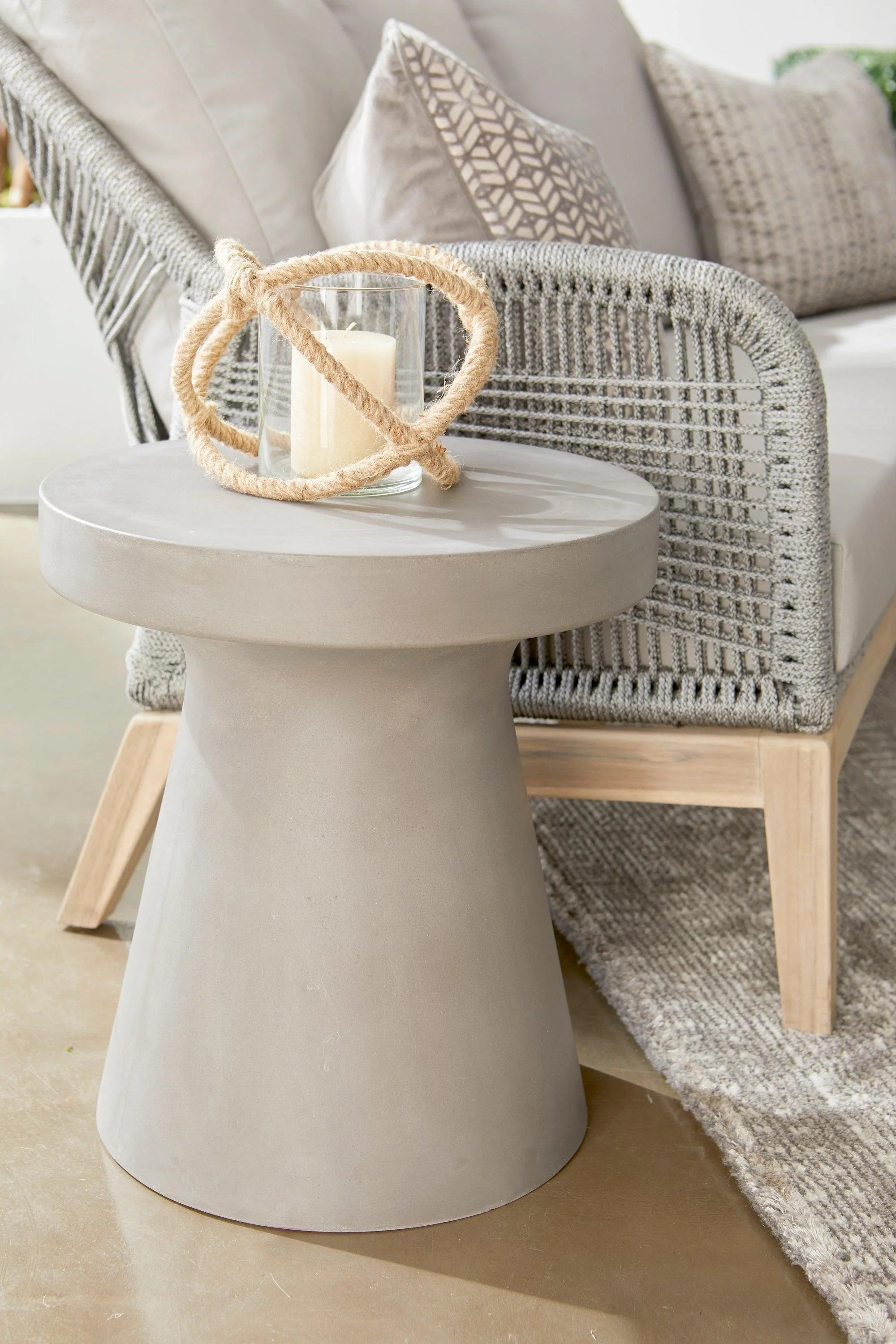 Tack Accent Table - Frankwebs