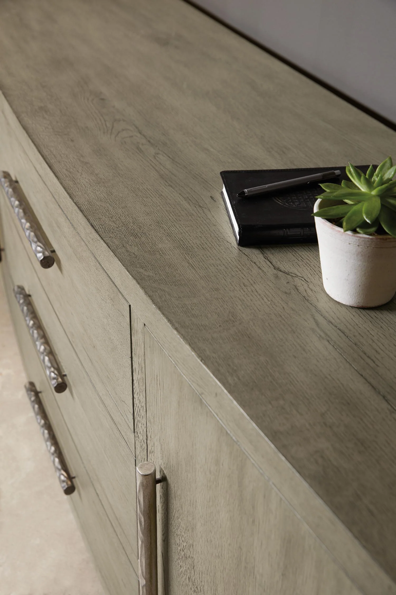 Linville Falls Plunge Basin Entertainment Console - Frankwebs