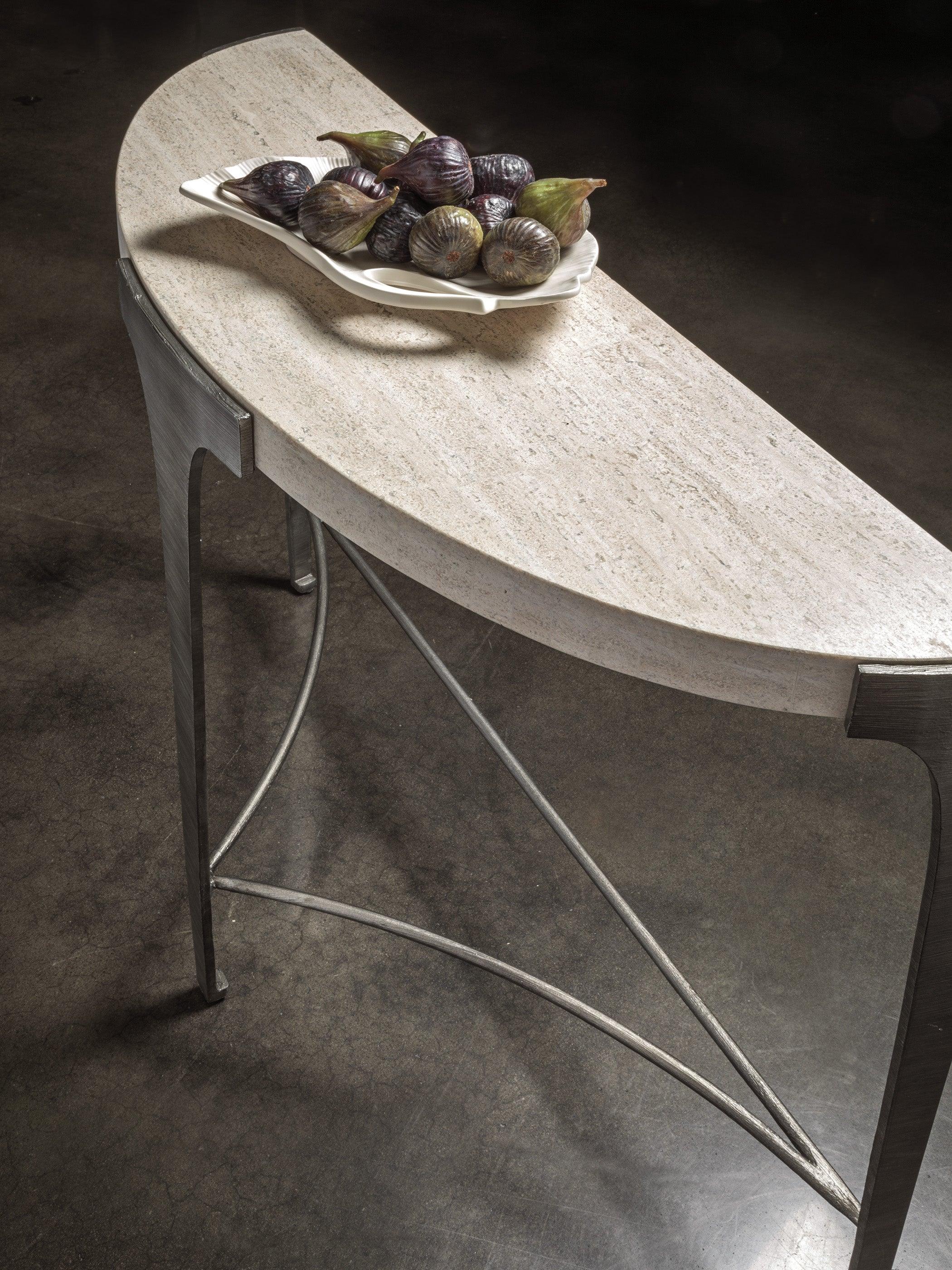 Signature Designs Cachet Console - Frankwebs