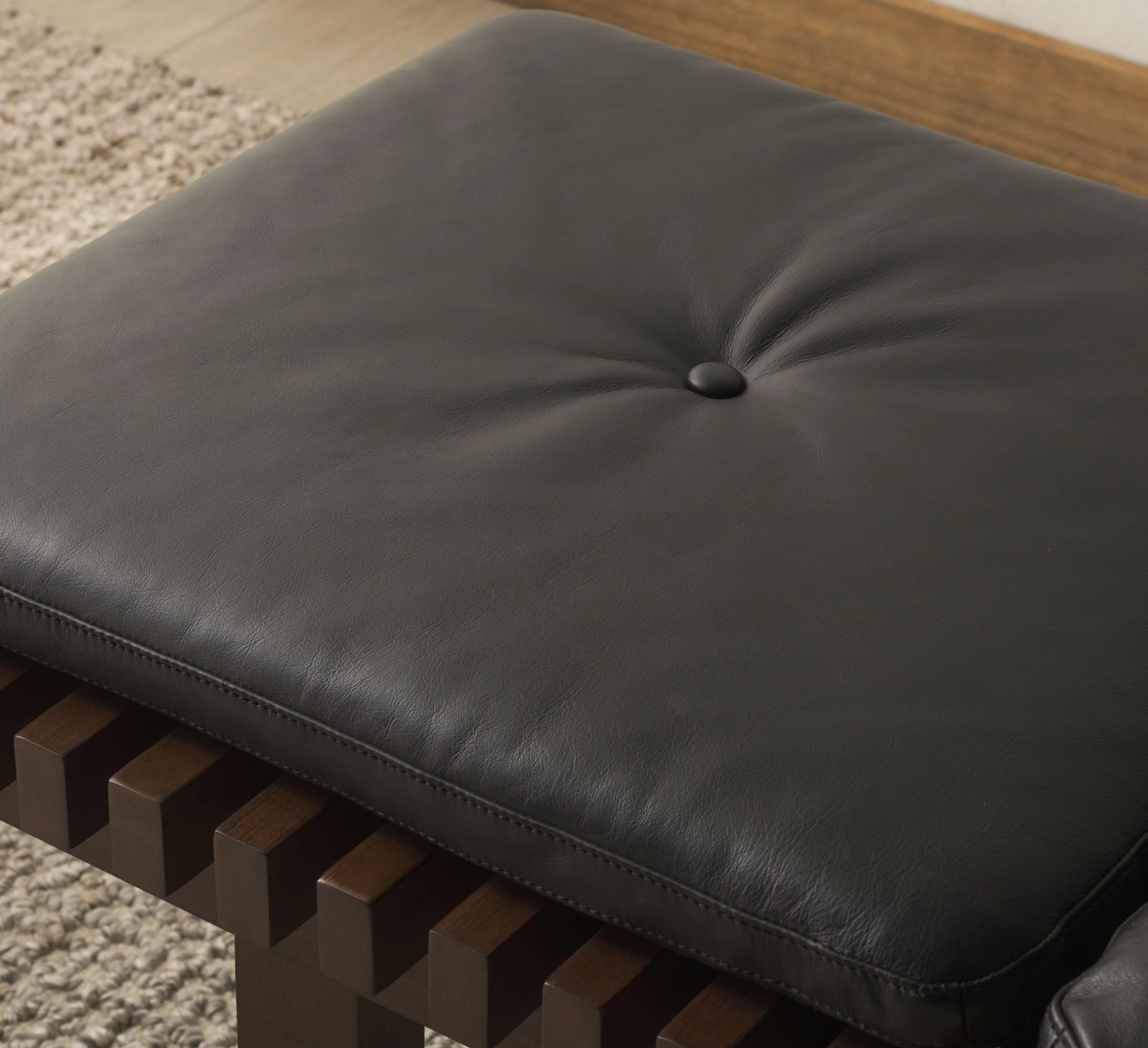 BOLIVAR LEATHER AND WOOD BENCH - Frankwebs