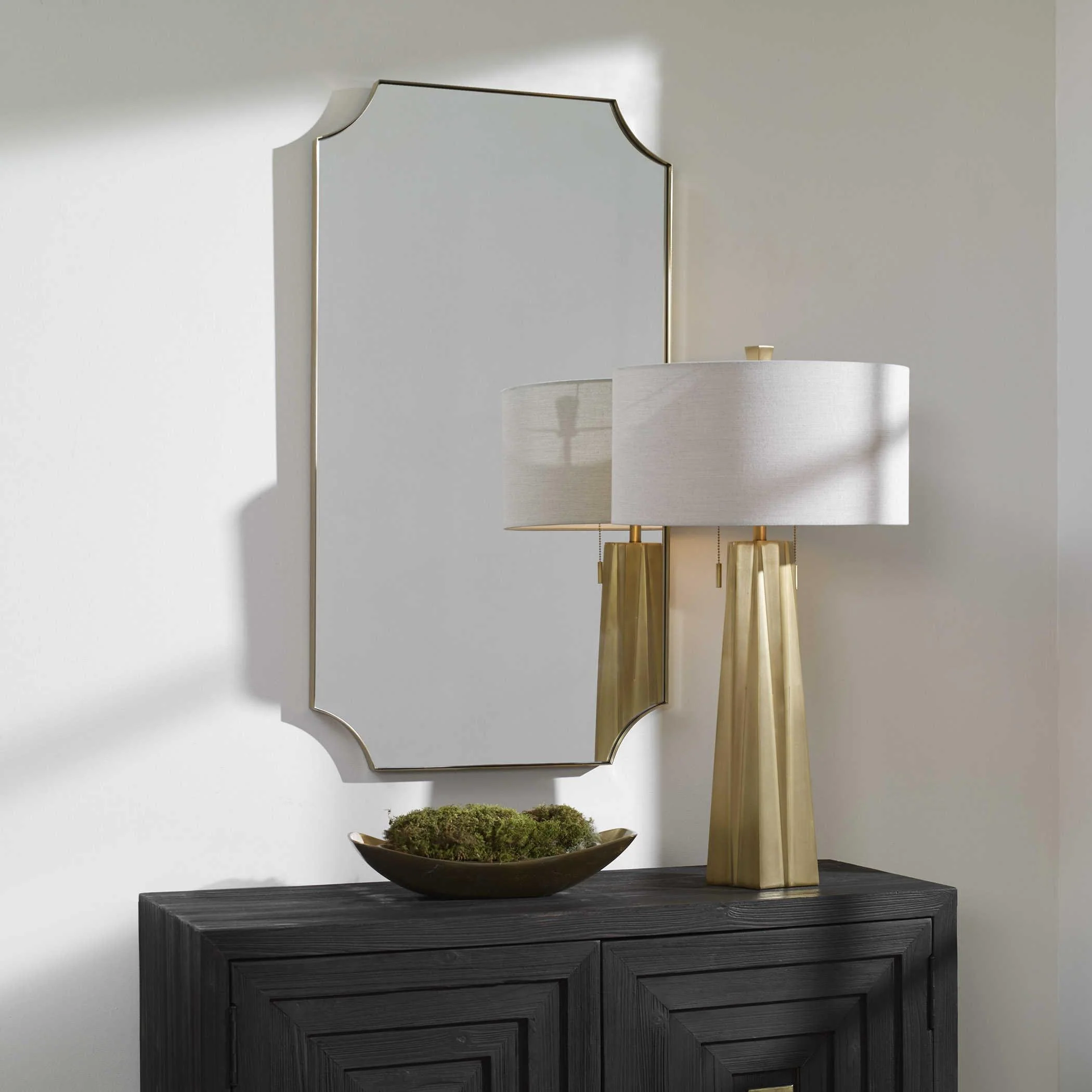 LENNOX BRASS SCALLOPED CORNER MIRROR - Frankwebs