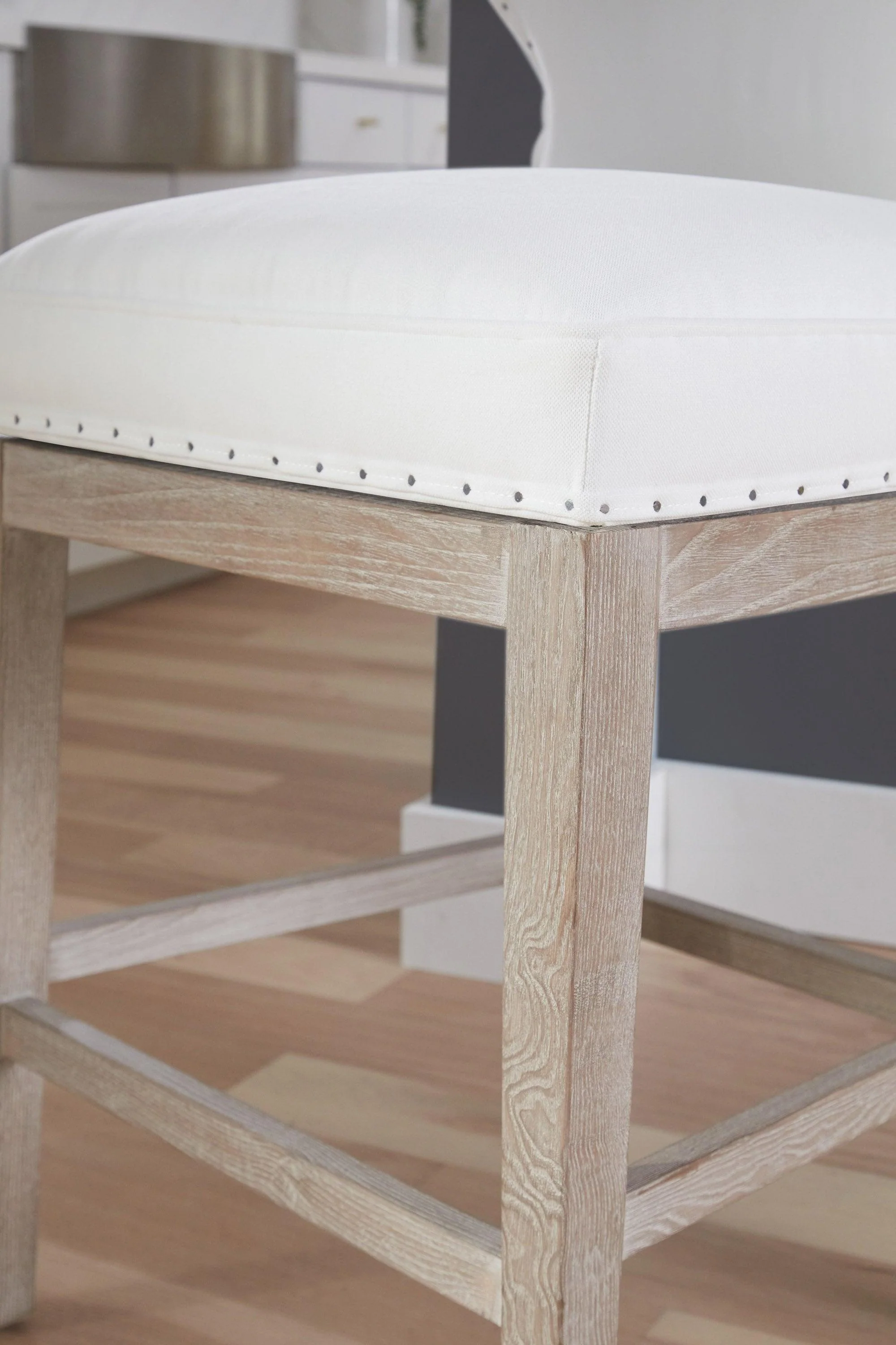 Milton Swivel Counter Stool - Frankwebs