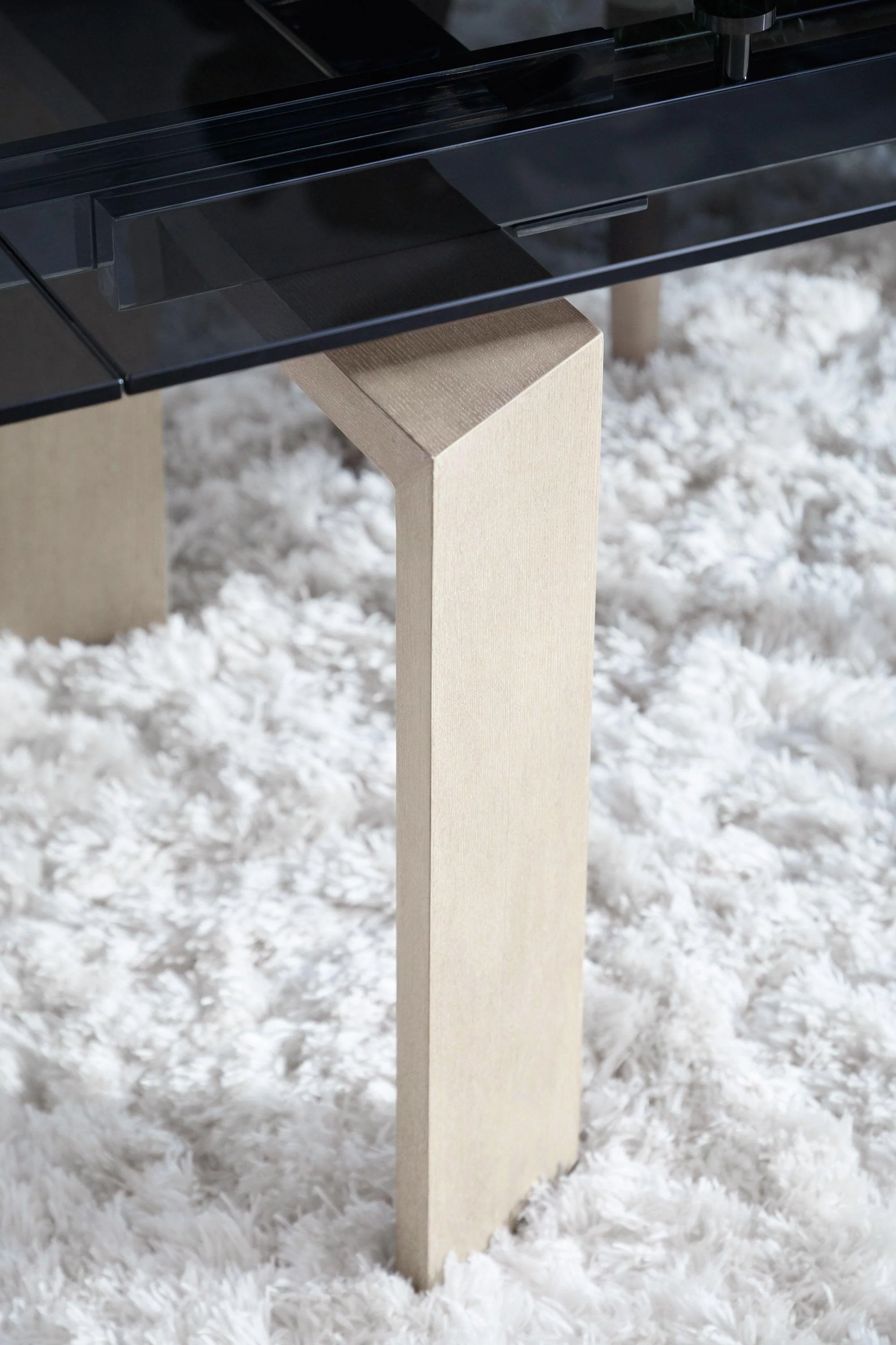 Jett Extension Dining Table - Frankwebs