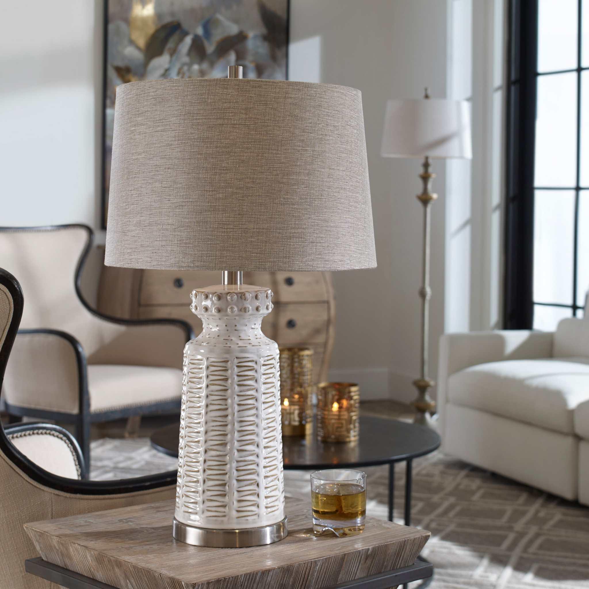 KANSA DISTRESSED WHITE TABLE LAMP - Frankwebs