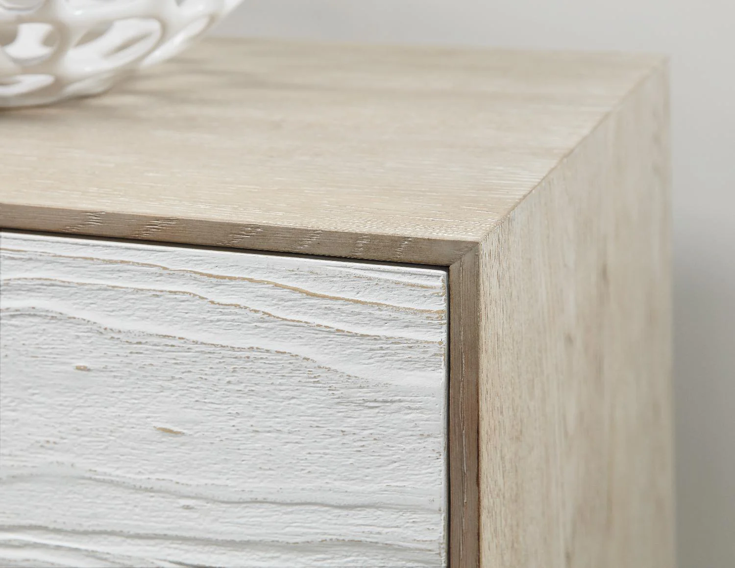 Cascade Entertainment Console - Frankwebs