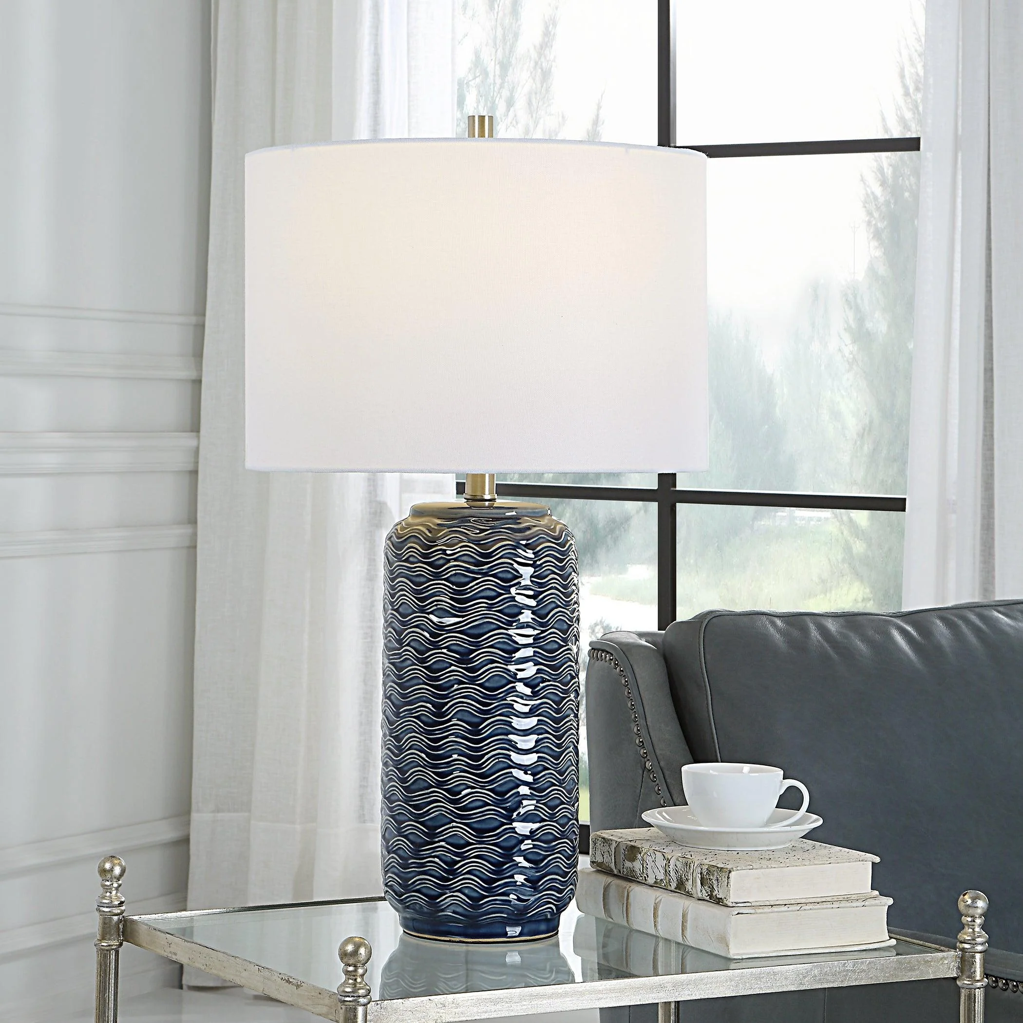 TALON TABLE LAMP - Frankwebs