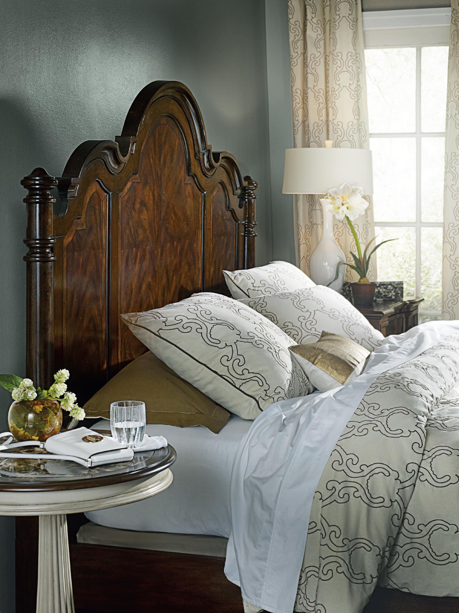 Leesburg Poster Bed - Frankwebs