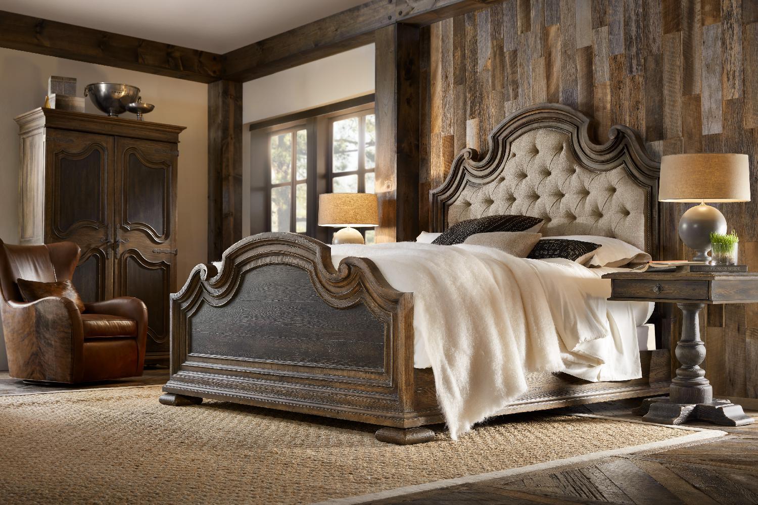 Fair Oaks Upholstered Bed - Frankwebs