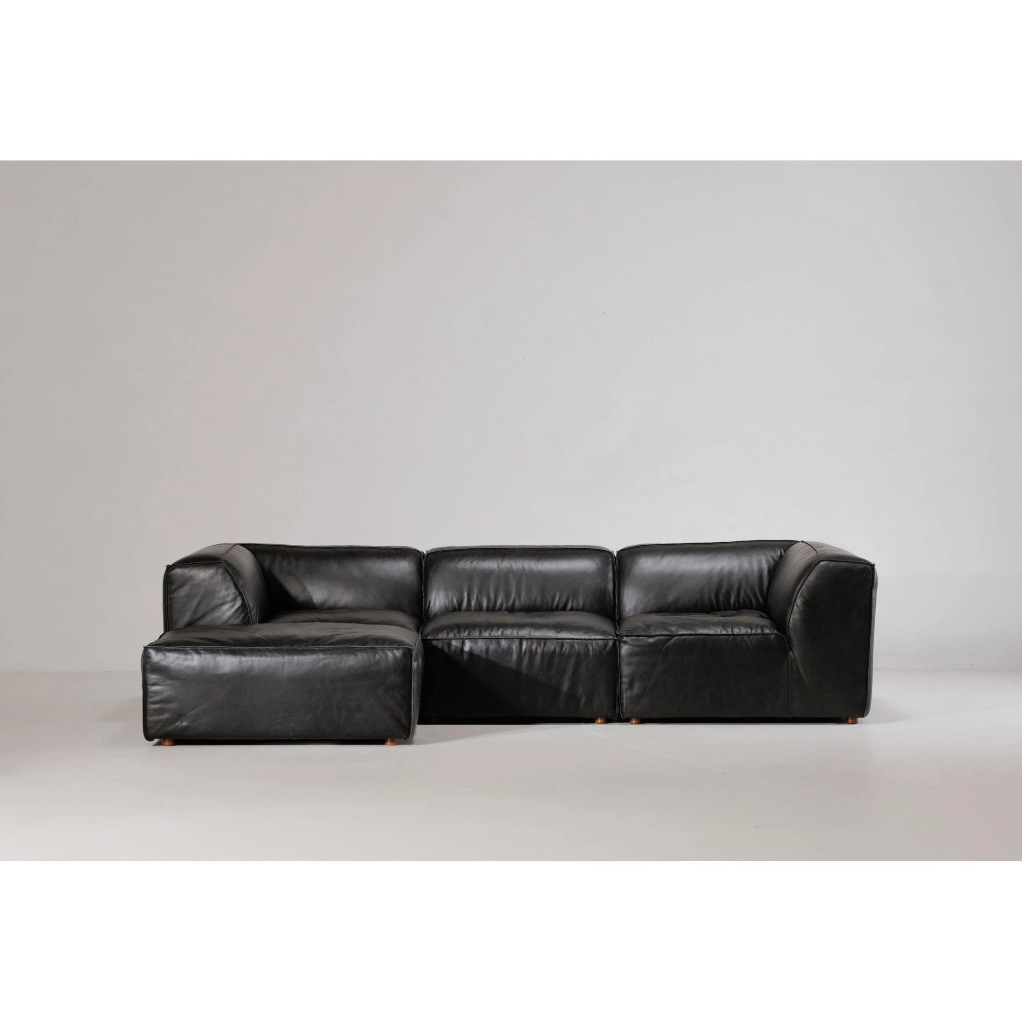 Form Corner Chair Vantage Black Leather - Frankwebs